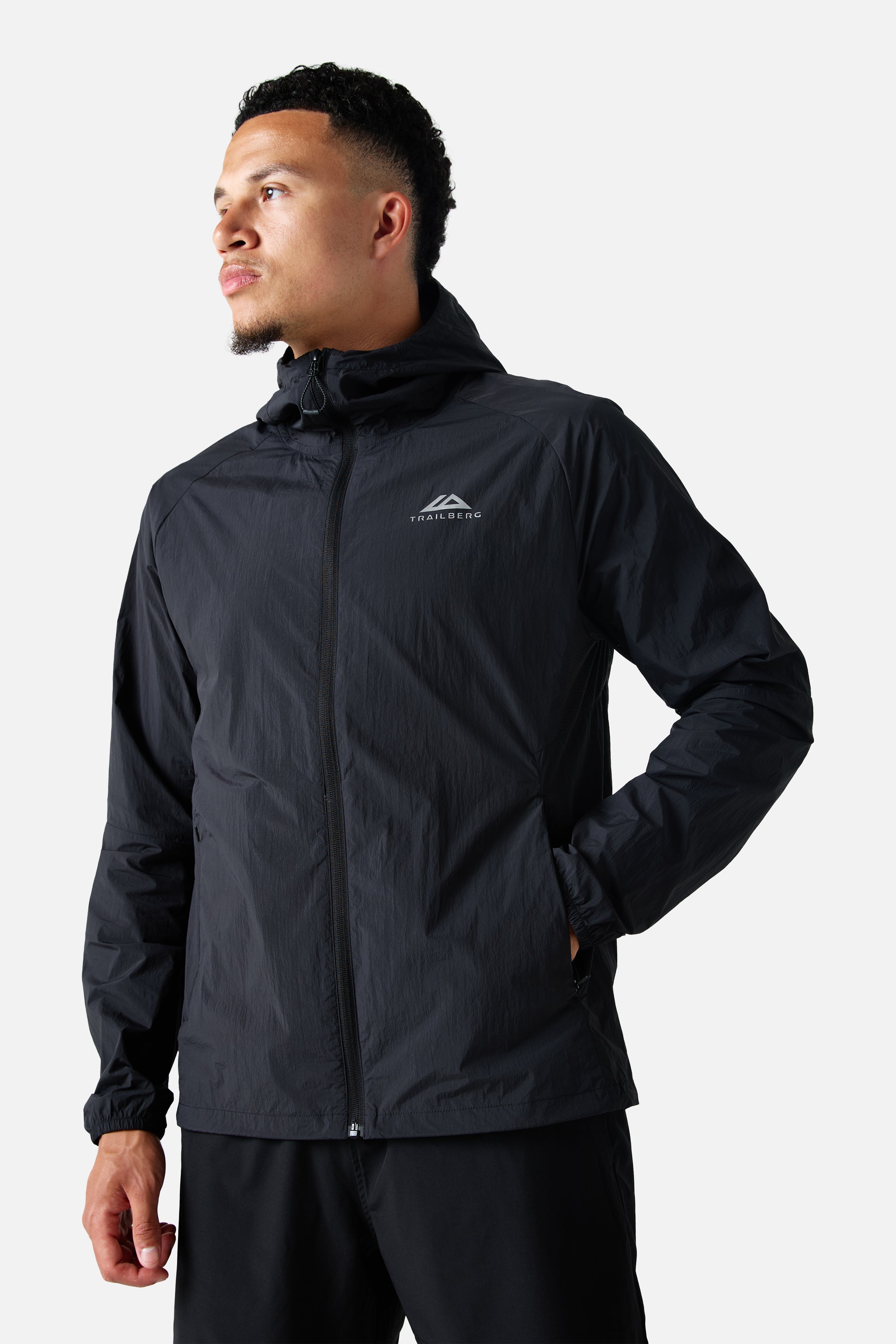 Void Windbreaker - Black