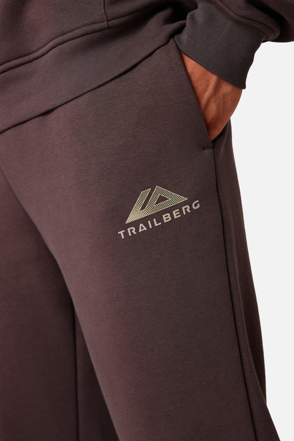 Dot Logo Jogger - Volcanic Soil