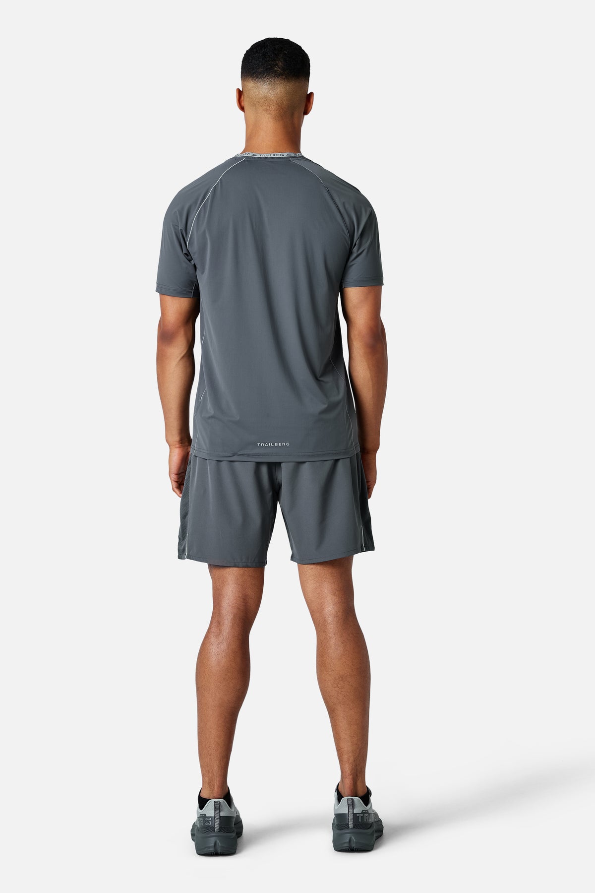 Outrider Tee - Graphite Grey