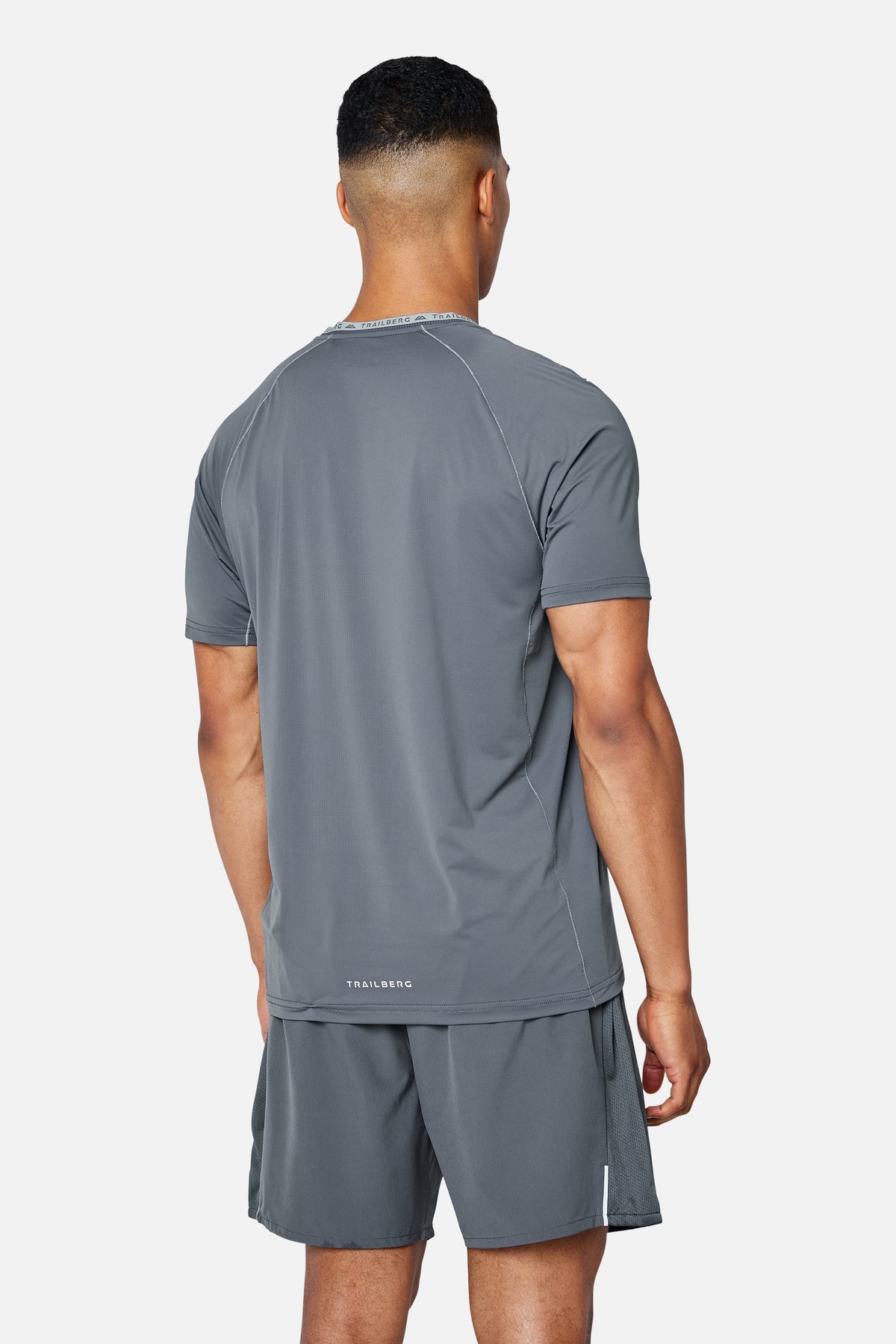 Outrider Tee - Graphite Grey