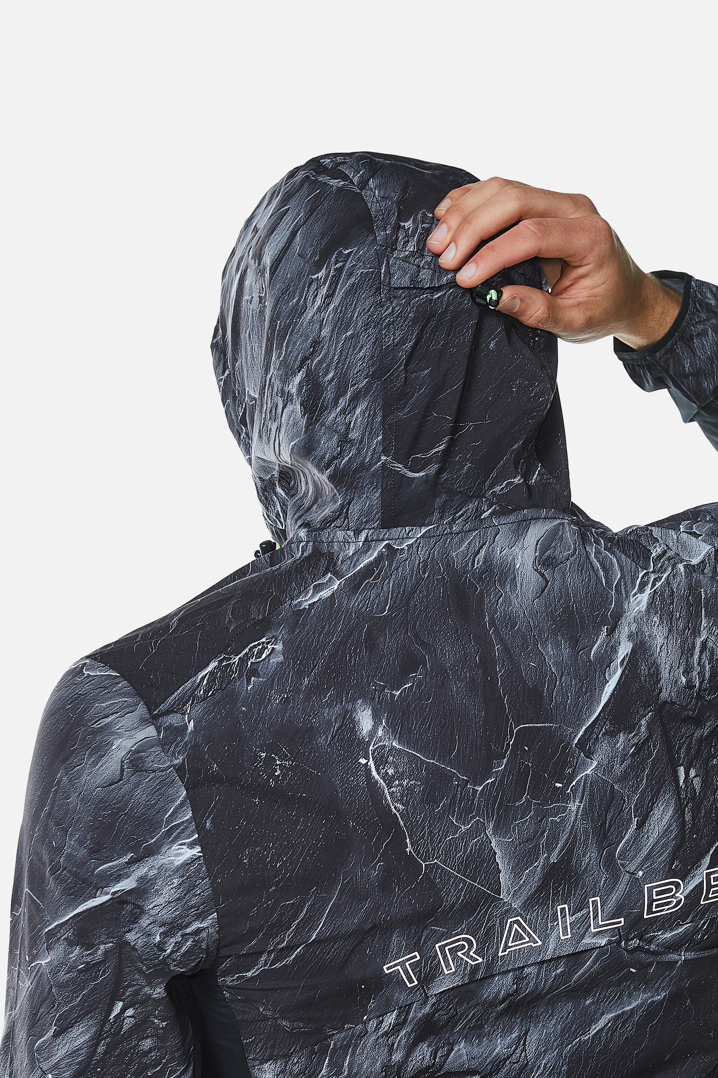 Vertex Obsidian Windbreaker - Black/Neon Lime
