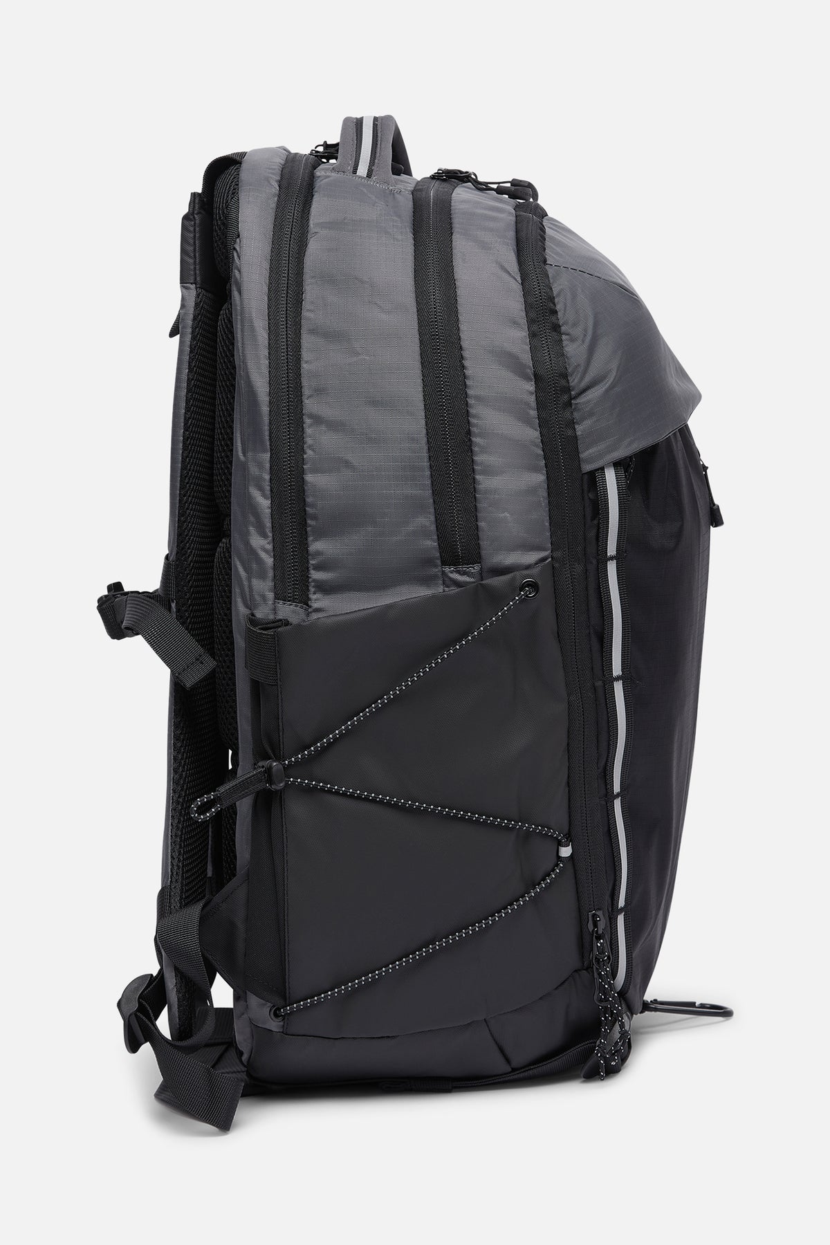 Valridge 28L Backpack - Black/Volcano Grey