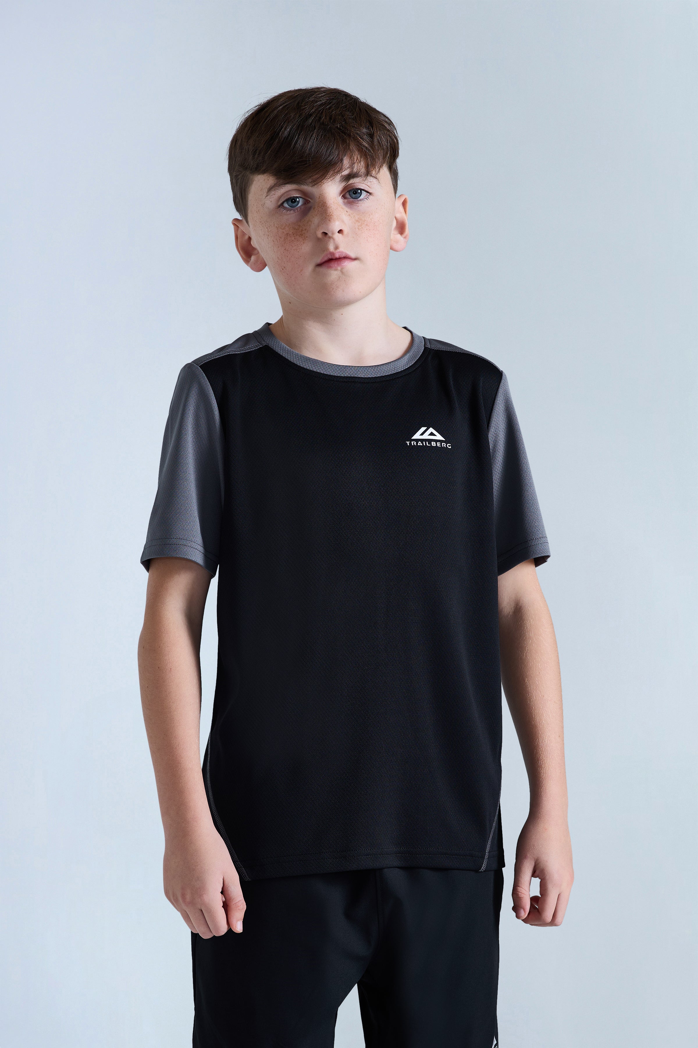 Boys Essentials Tee - Black/Urban Smoke