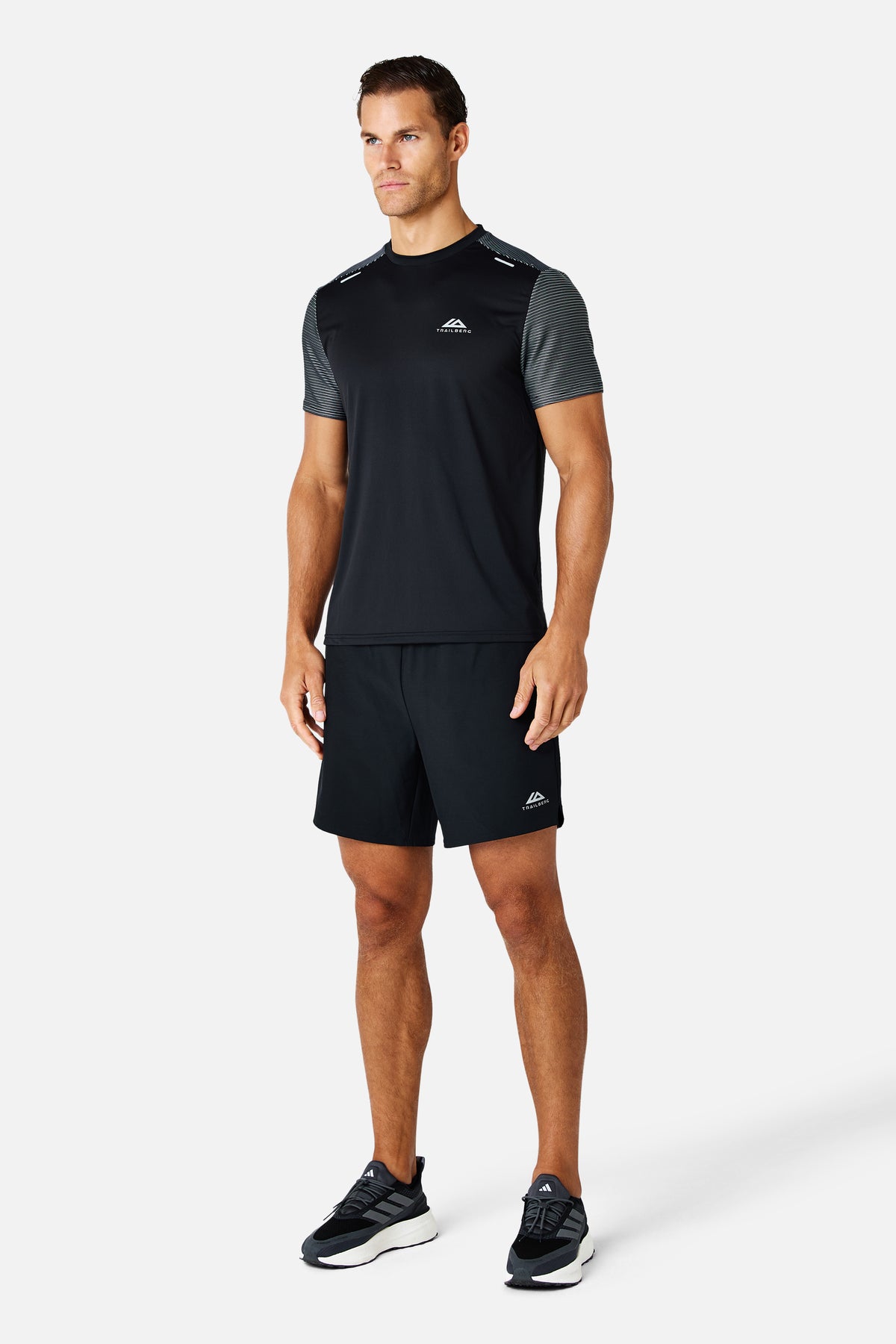 Equator Short - Black