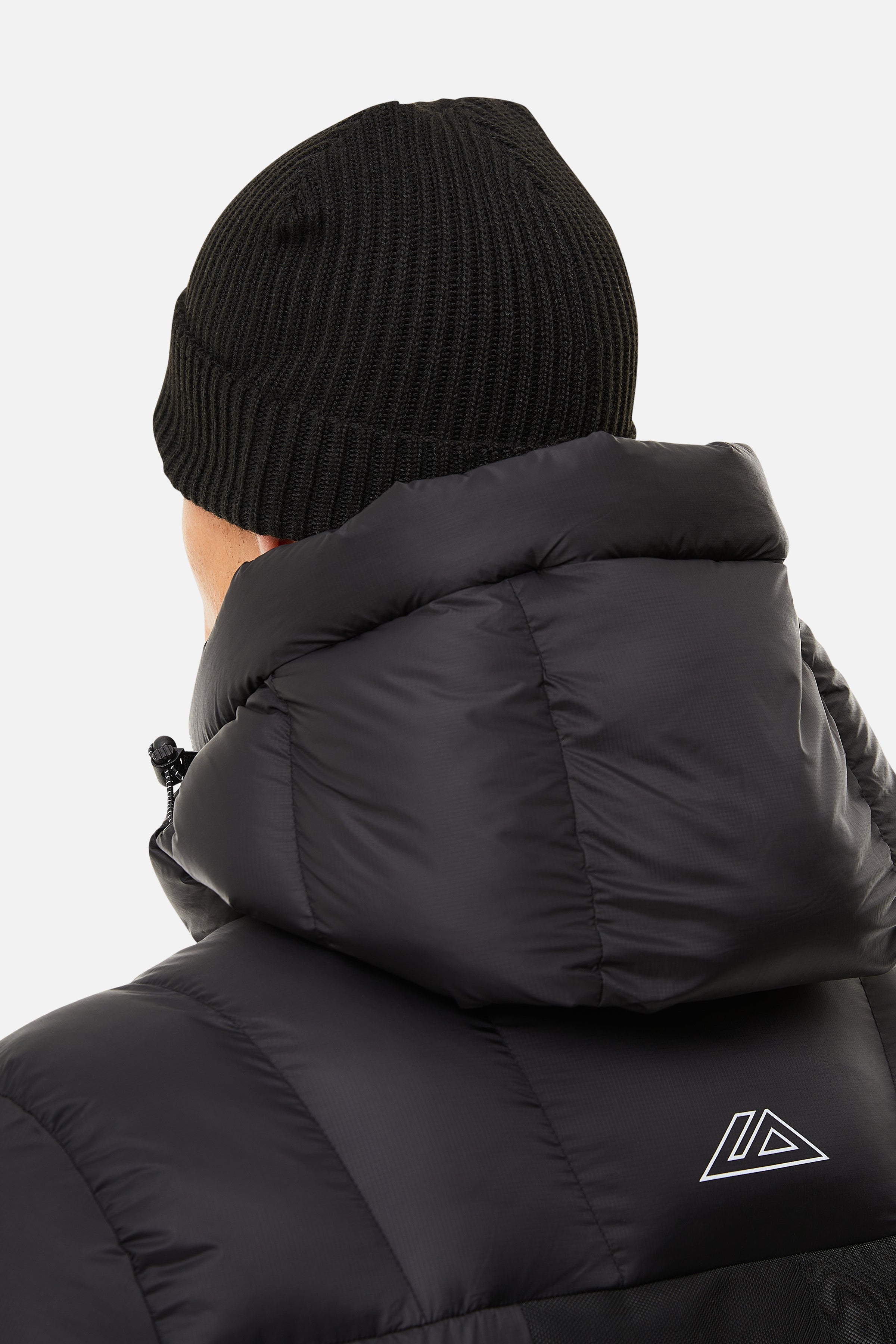 Meridian Beanie - Black
