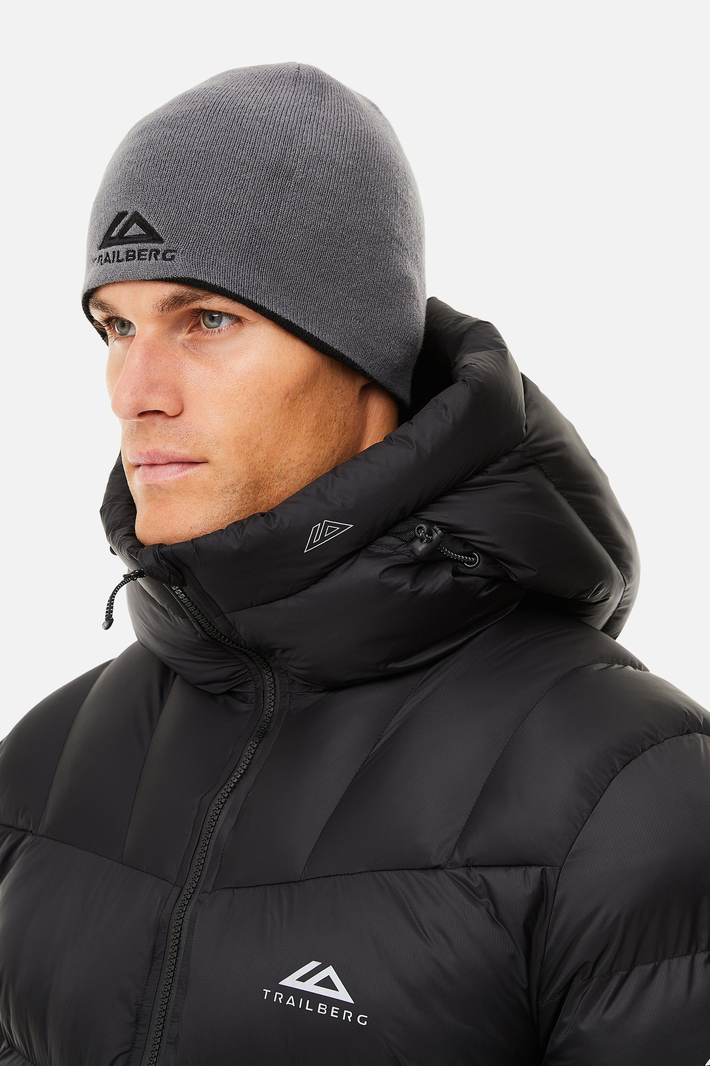 Peak Reversible Beanie - Black/Grey