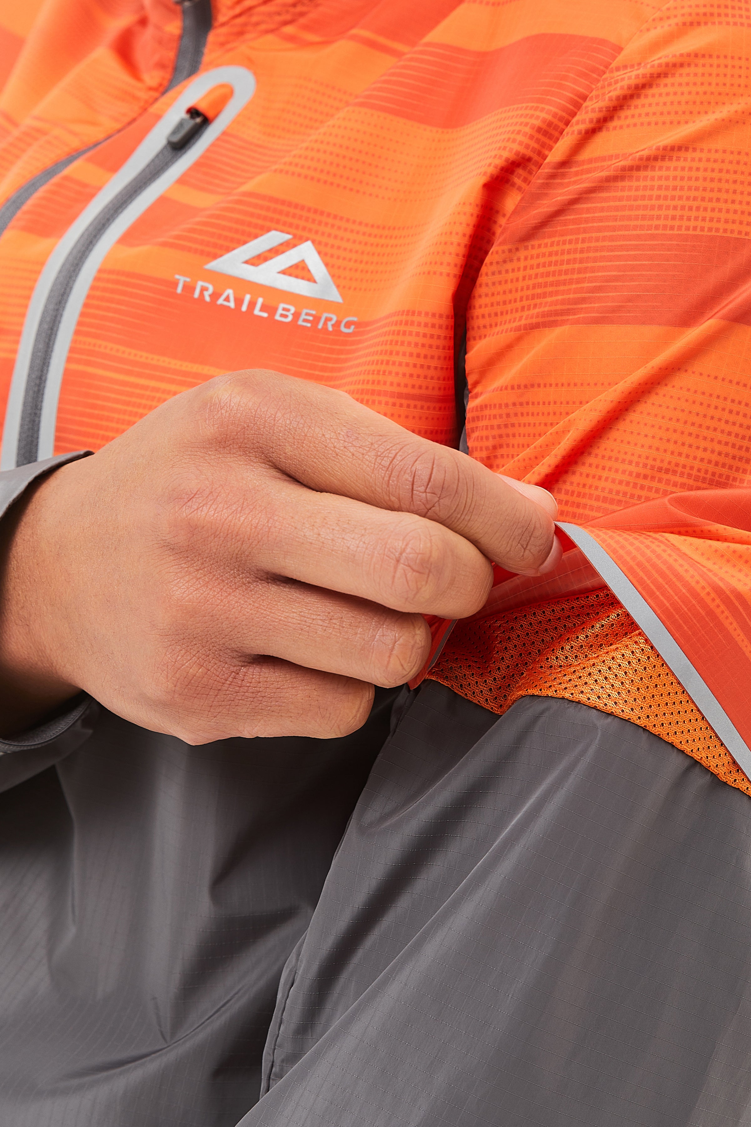 Dimension Windbreaker - Orange/Grey
