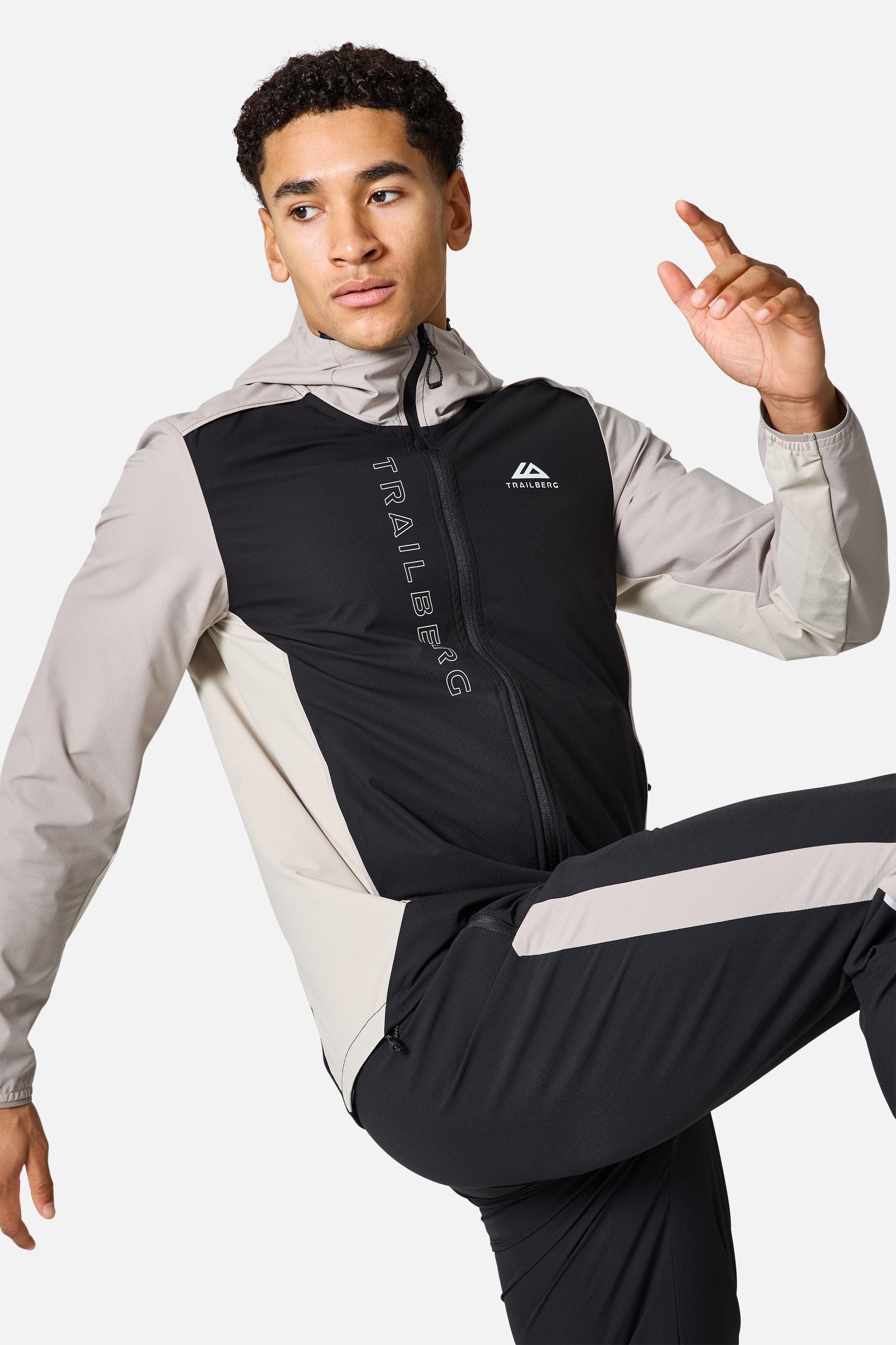 AW25 Triathlon Tracksuit - Pale Taupe