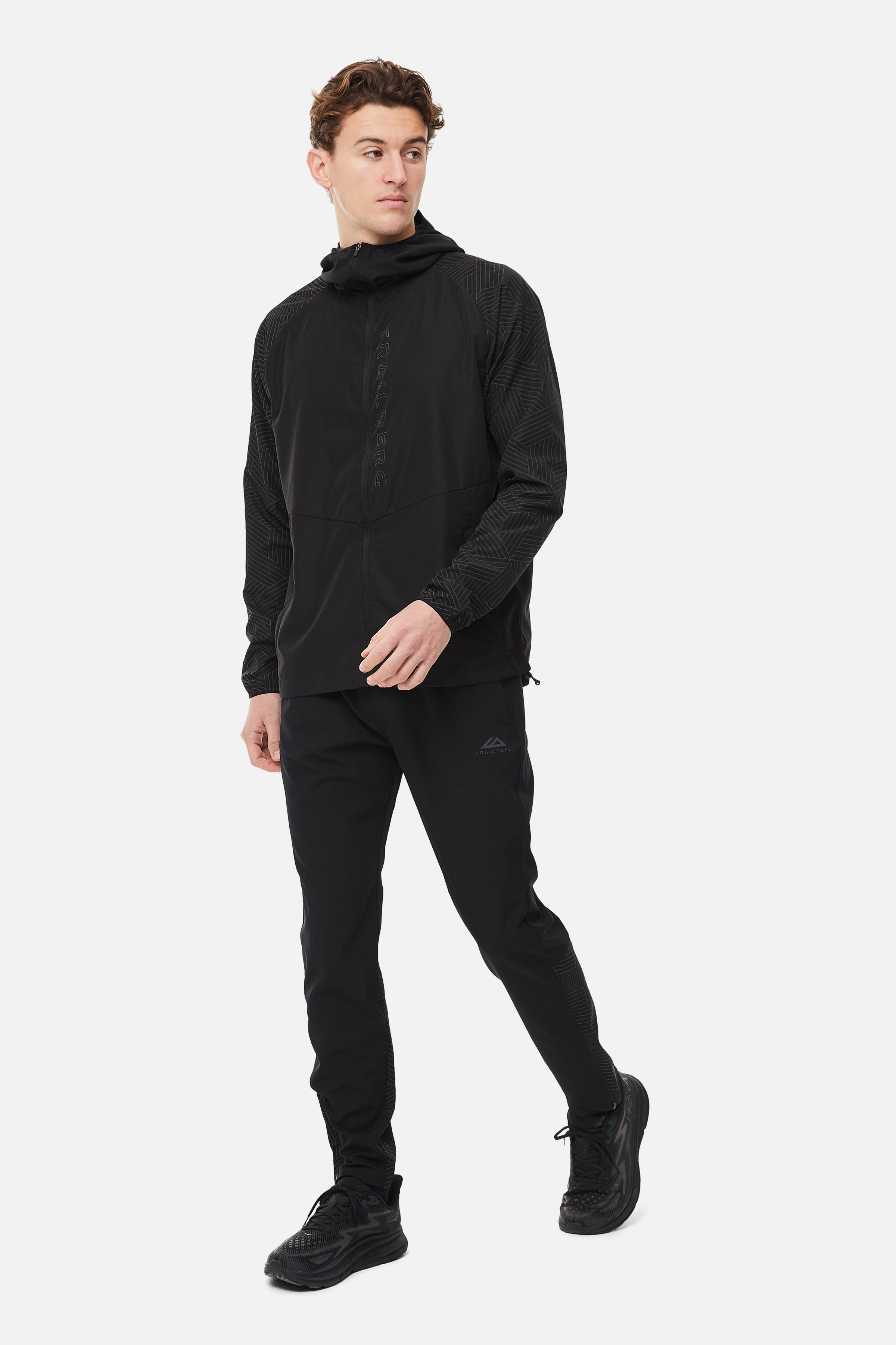 Axis Windbreaker - Black