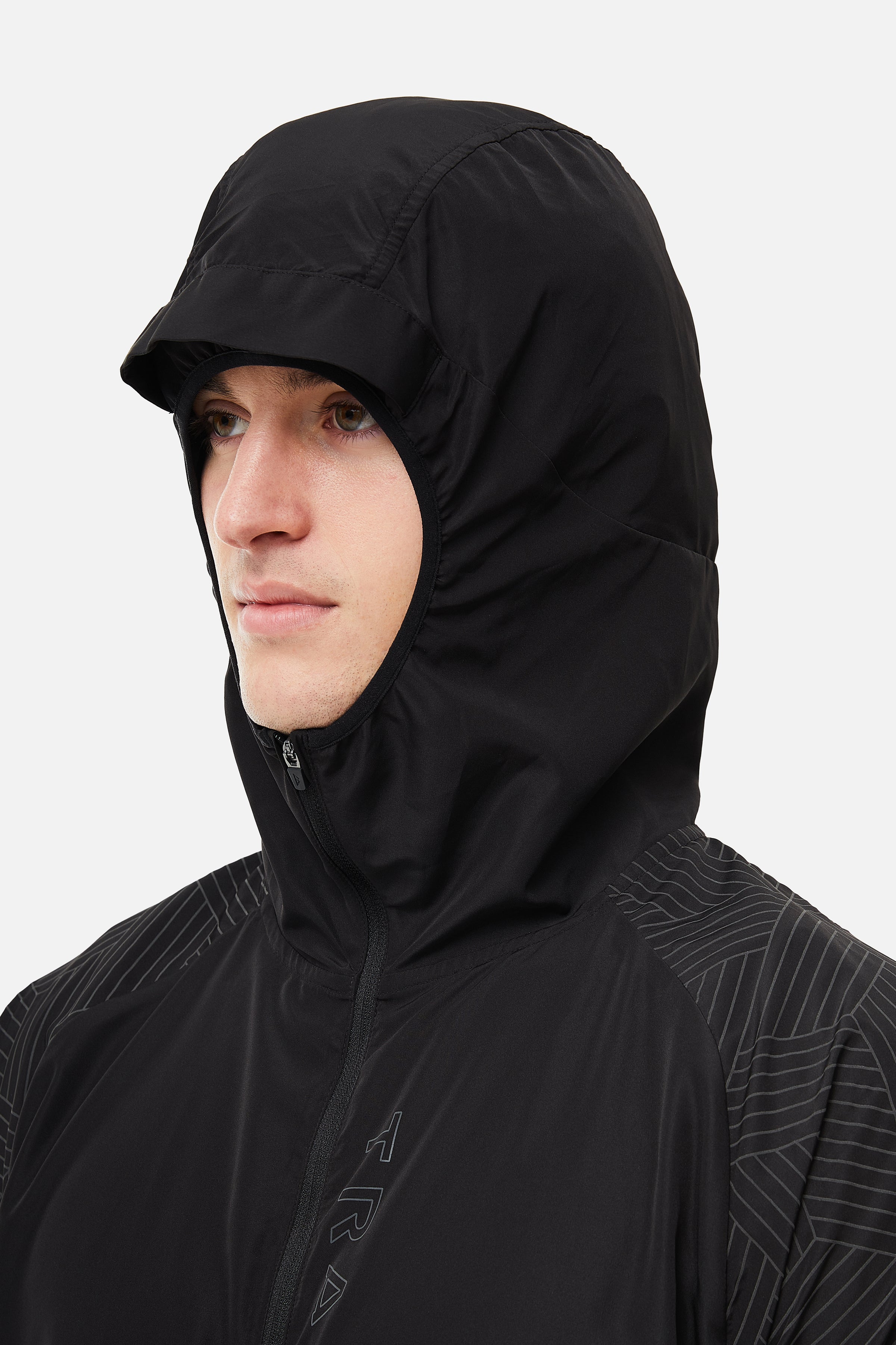 Axis Windbreaker - Black