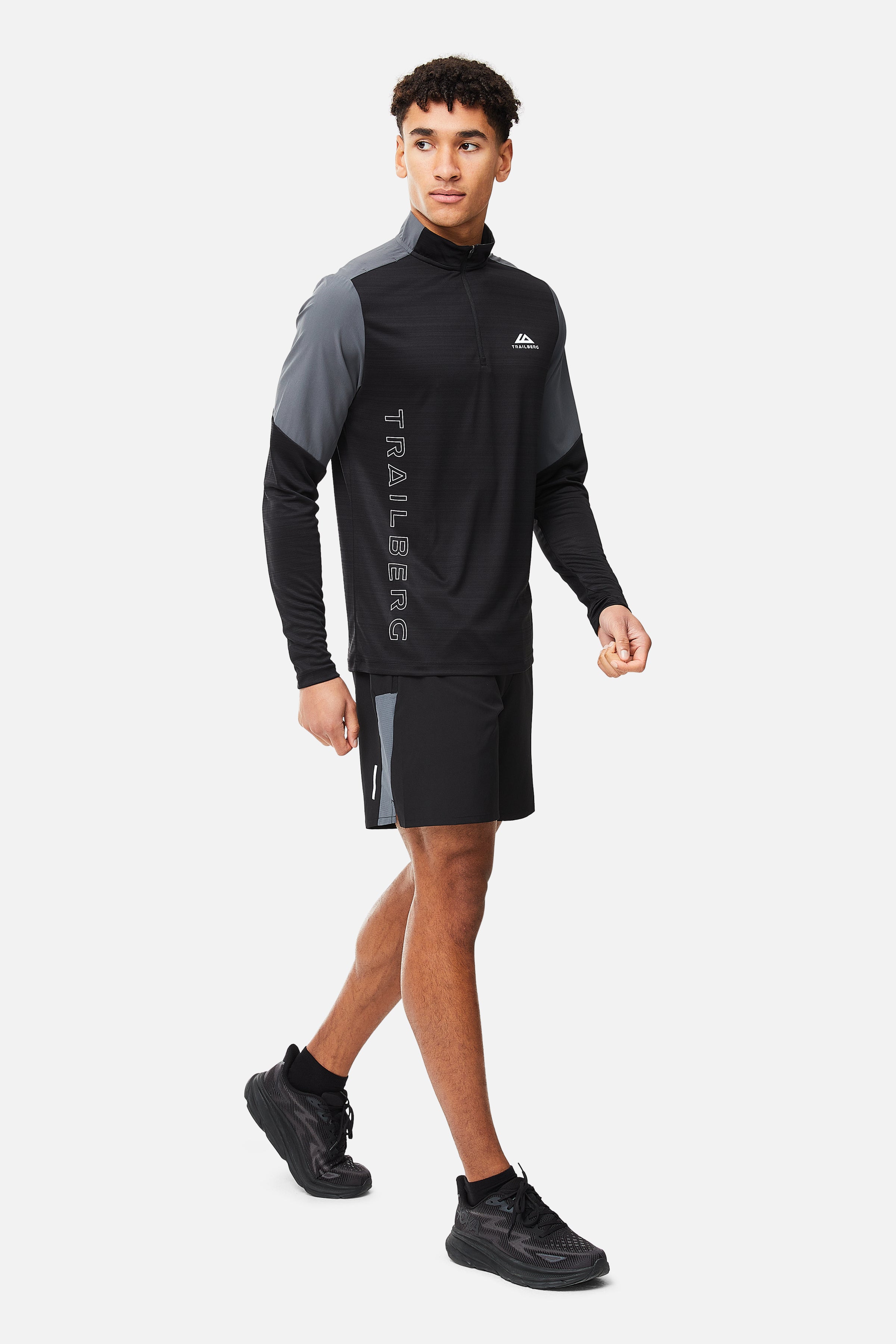 SS25 Triathlon Quarter Zip - Black/Iron Grey