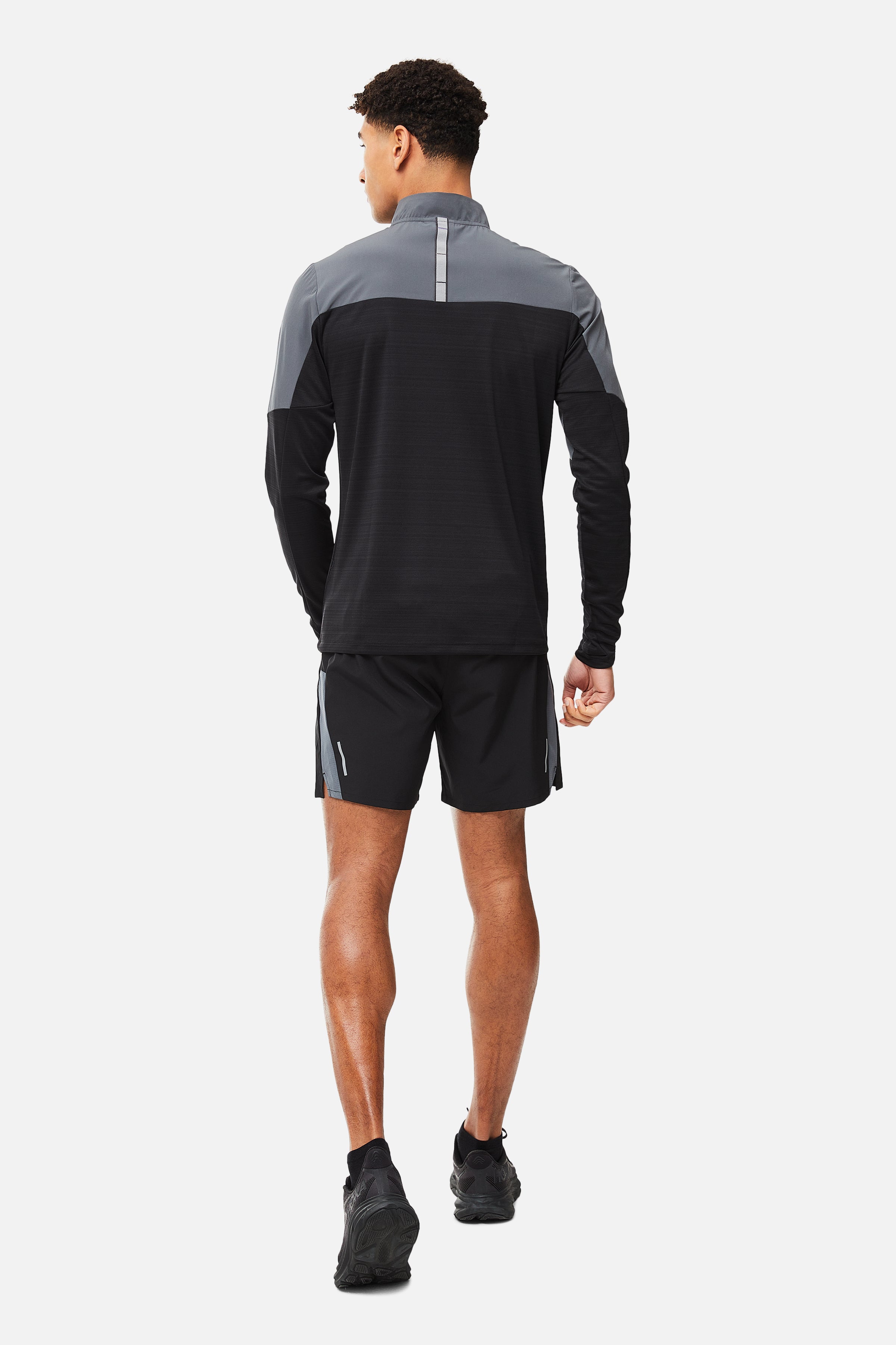 SS25 Triathlon Quarter Zip - Black/Iron Grey