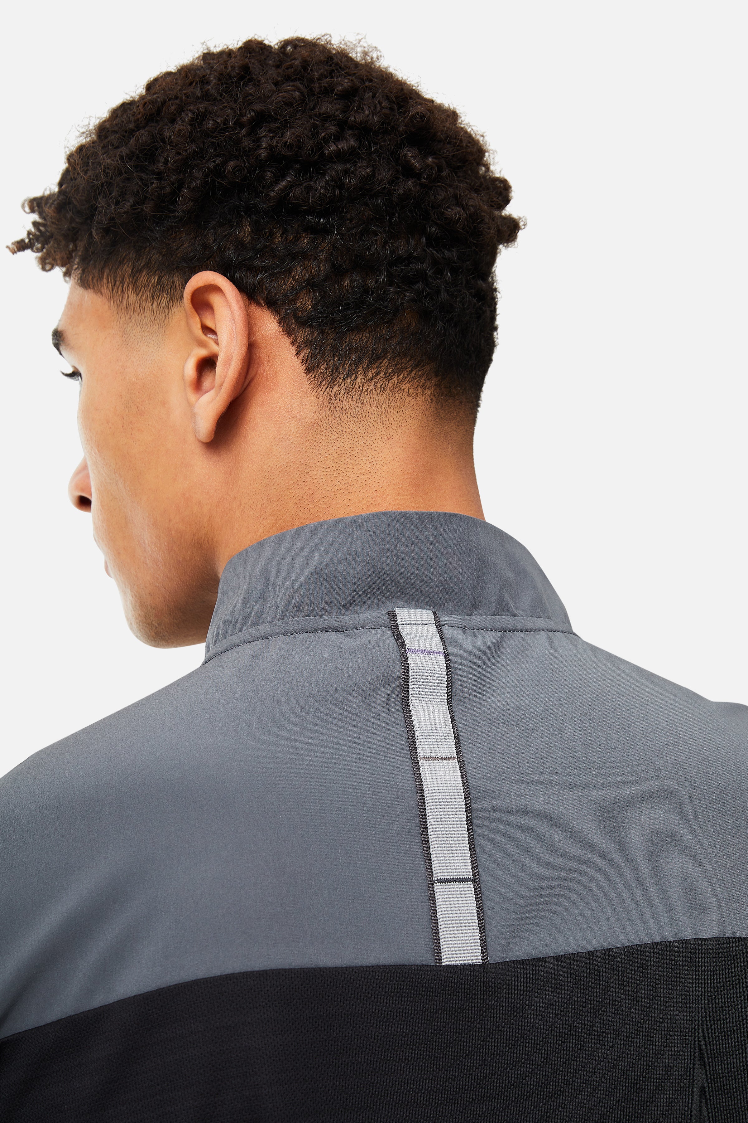 SS25 Triathlon Quarter Zip - Black/Iron Grey