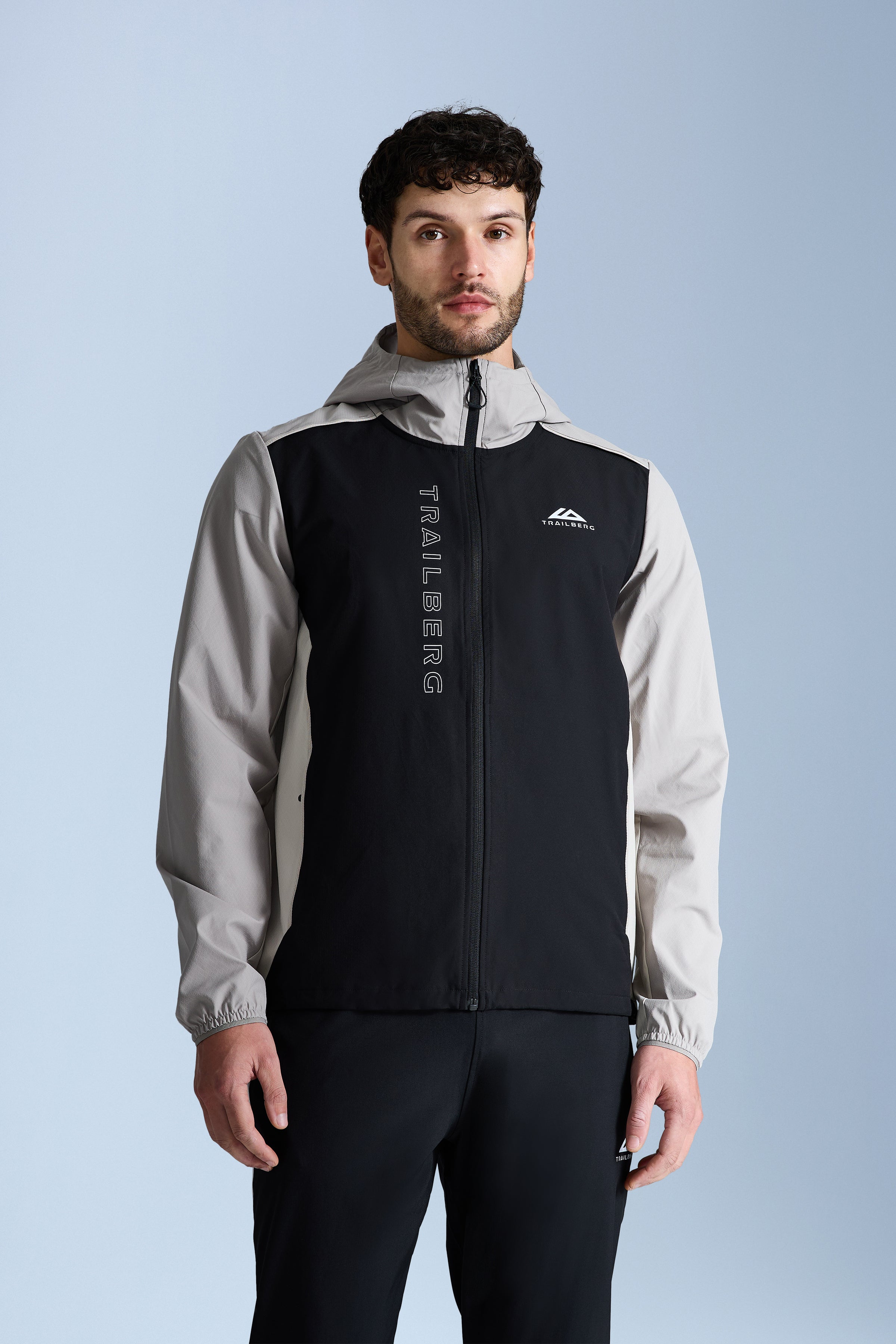 AW25 Triathlon Windbreaker - Black/Pale Taupe/Fossil Brown