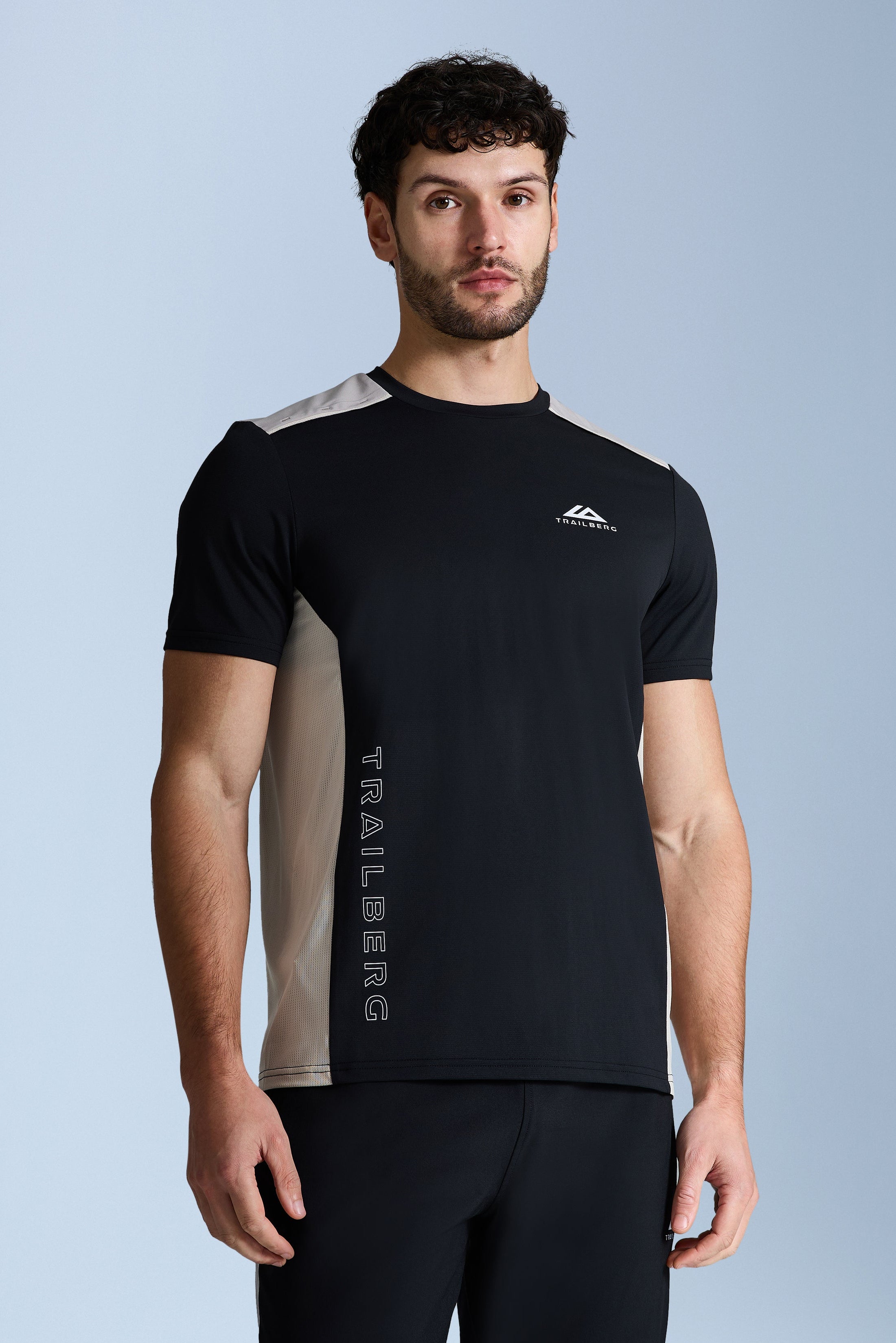 AW25 Triathlon Tee - Black/Pale Taupe/Fossil Brown