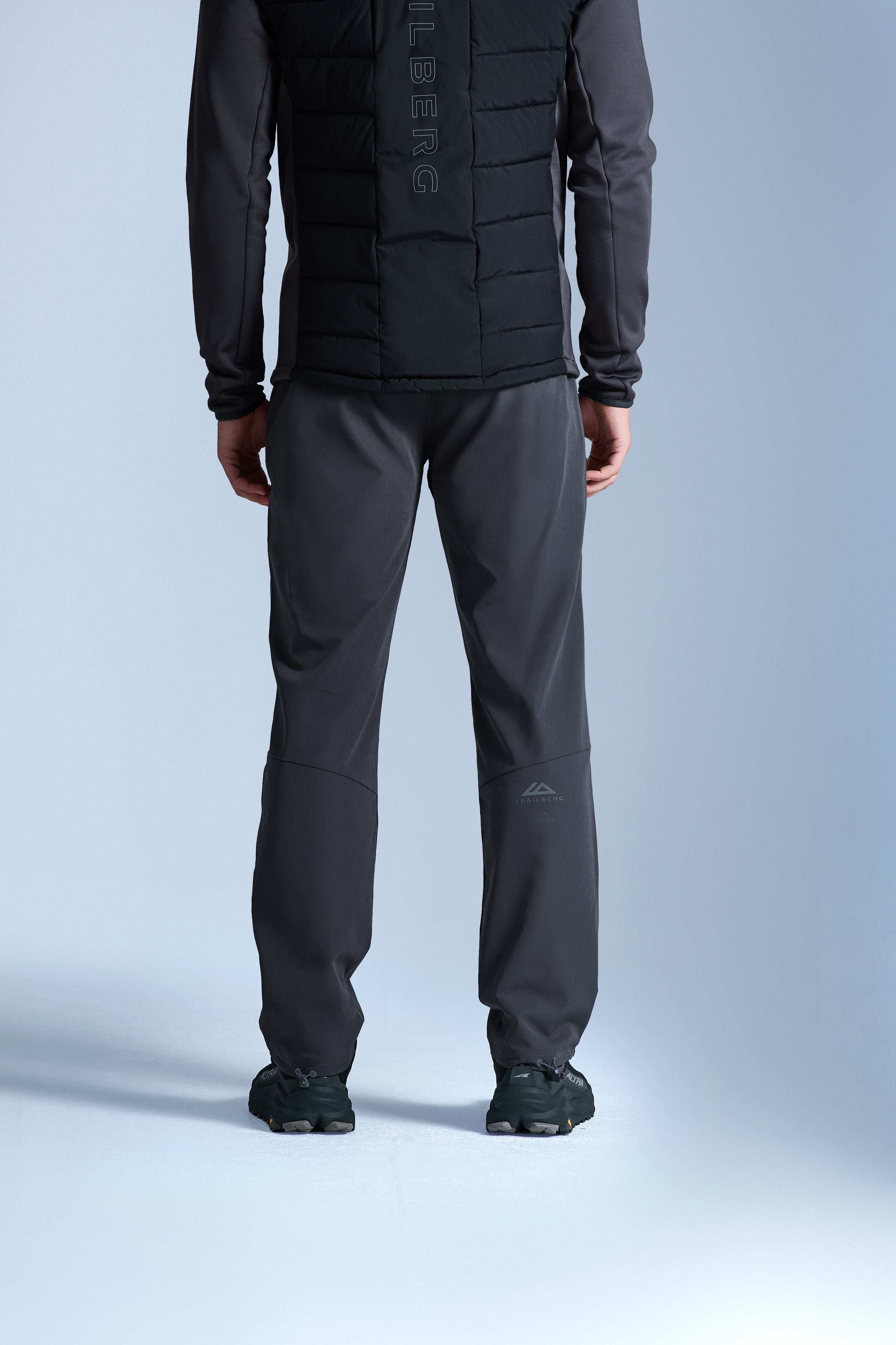 Rhine 3.0 Winterised Tracksuit - Volcano Grey/Black