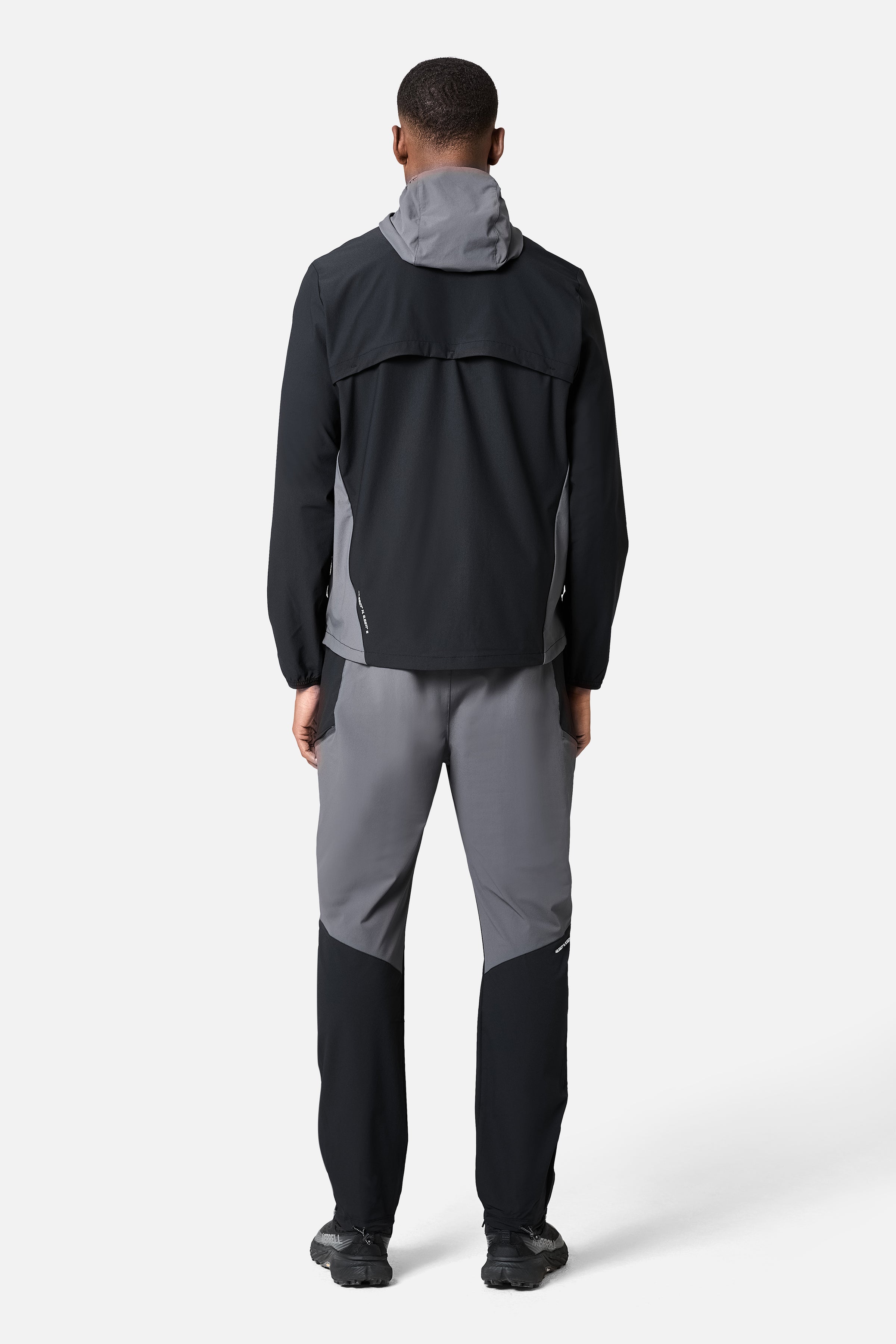 Odyssey 2.0 Tracksuit - Black/Volcano Grey