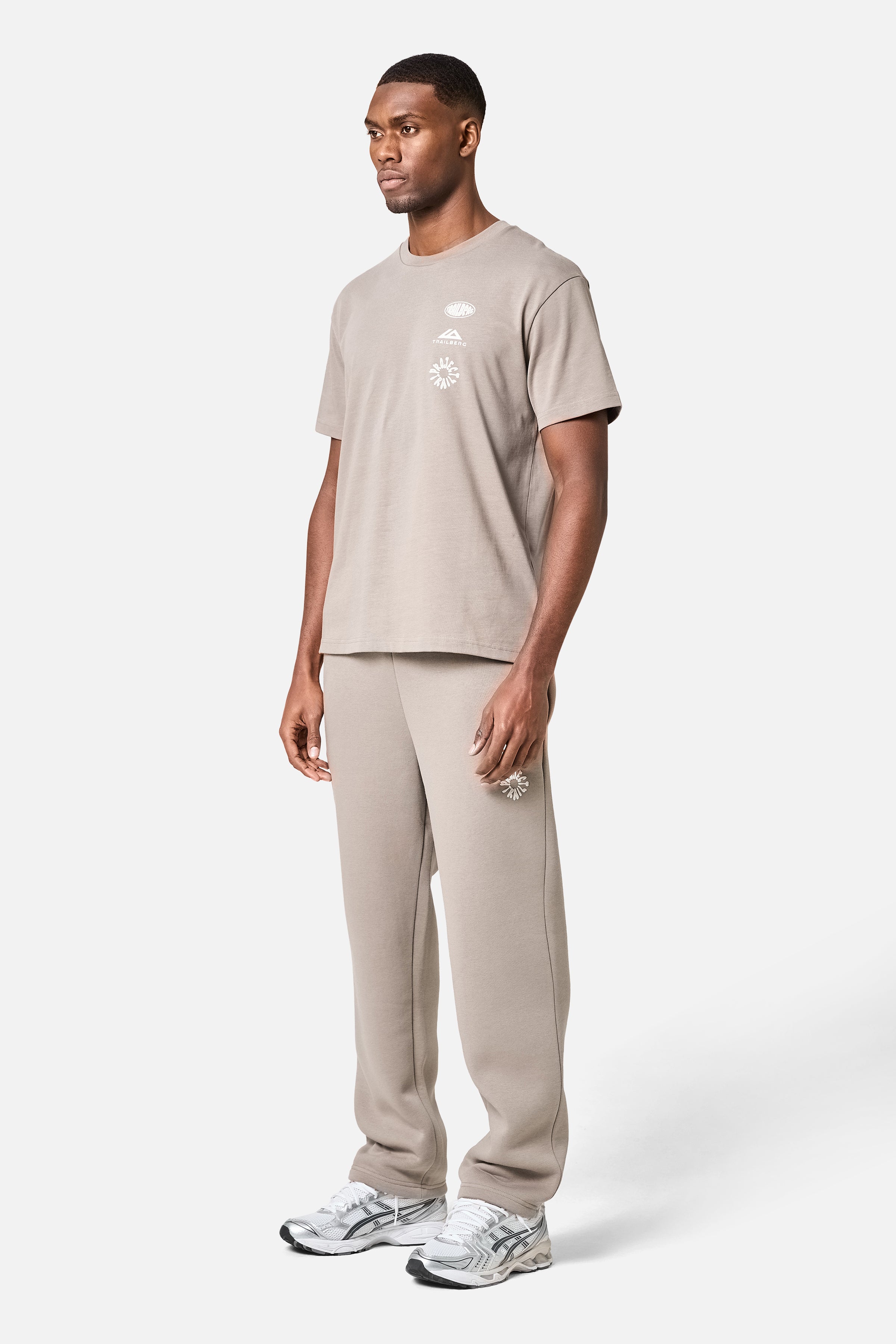 Vector Straight Leg Jogger - Mocha