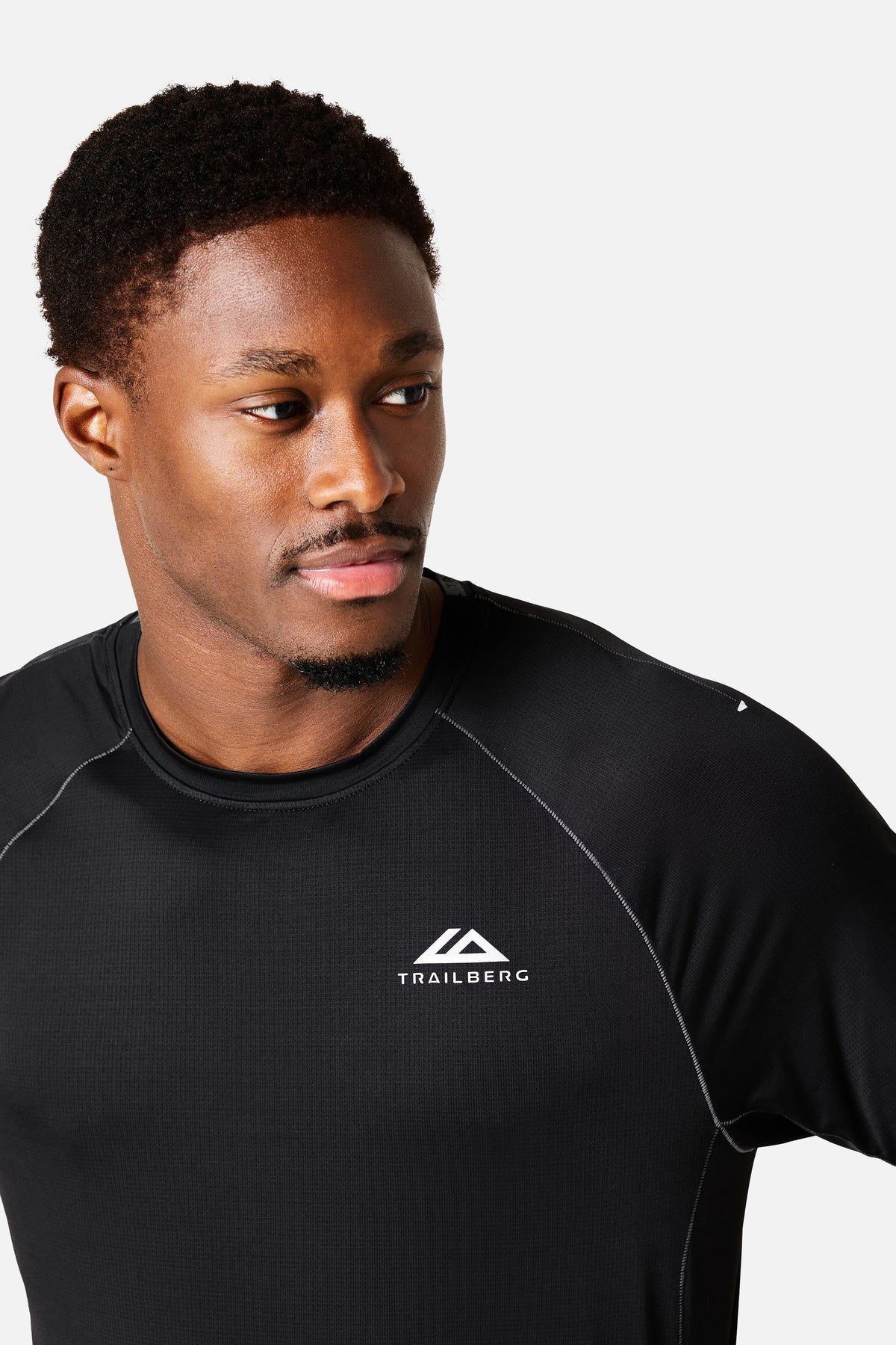 Outrider Tee - Black/Graphite Grey