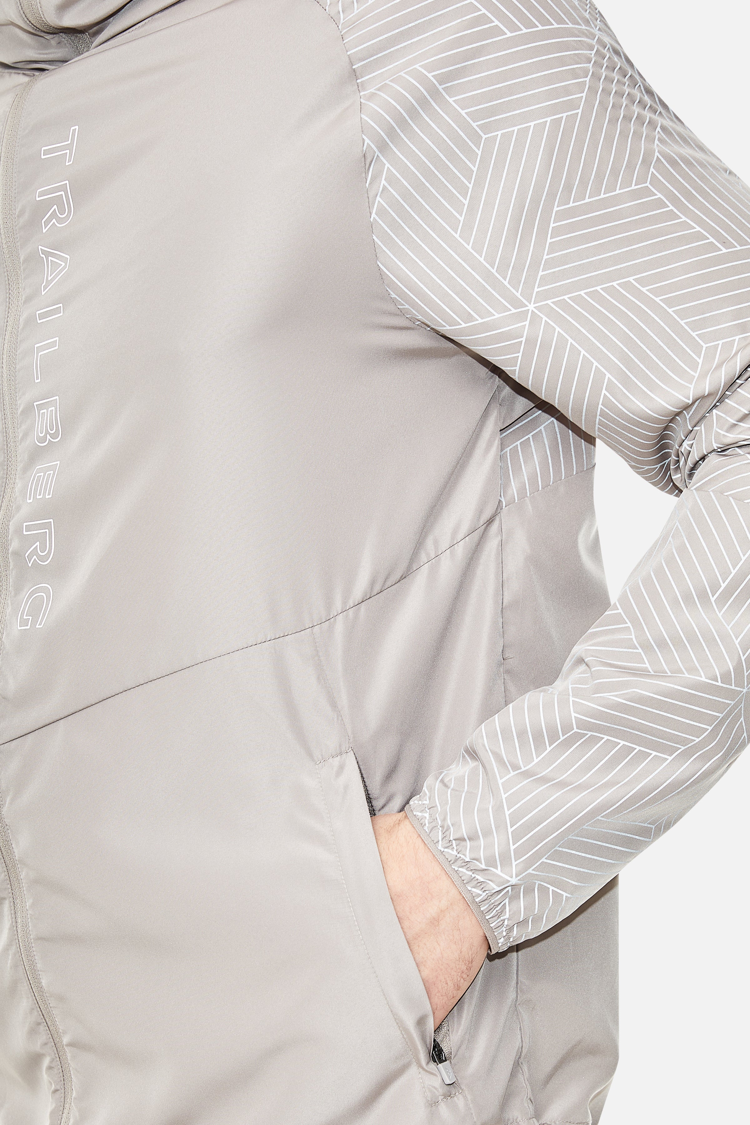 Axis Windbreaker - Pale Taupe