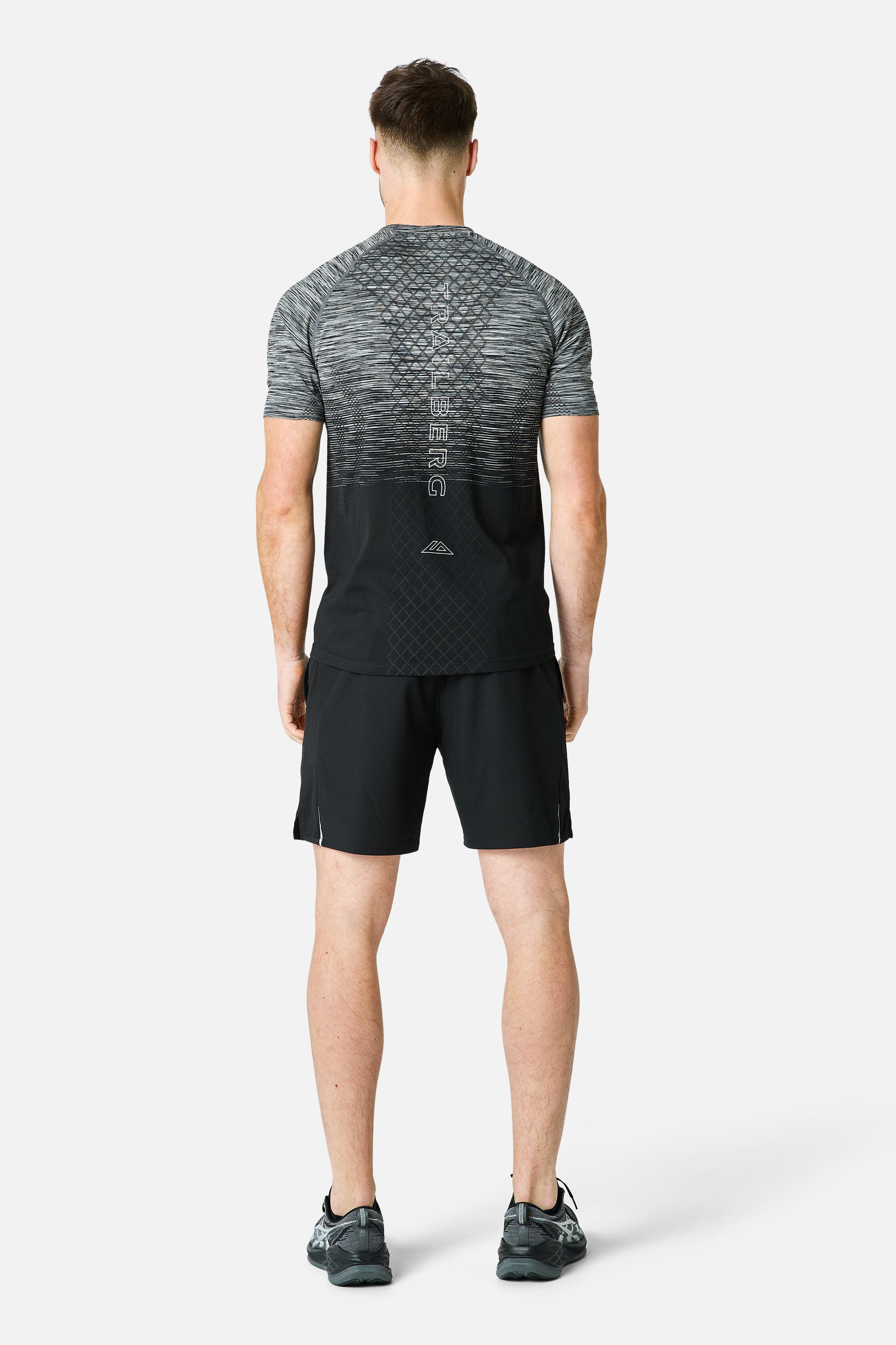 Stride Seamless Tee - Moon Grey/Urban Smoke/Black/White