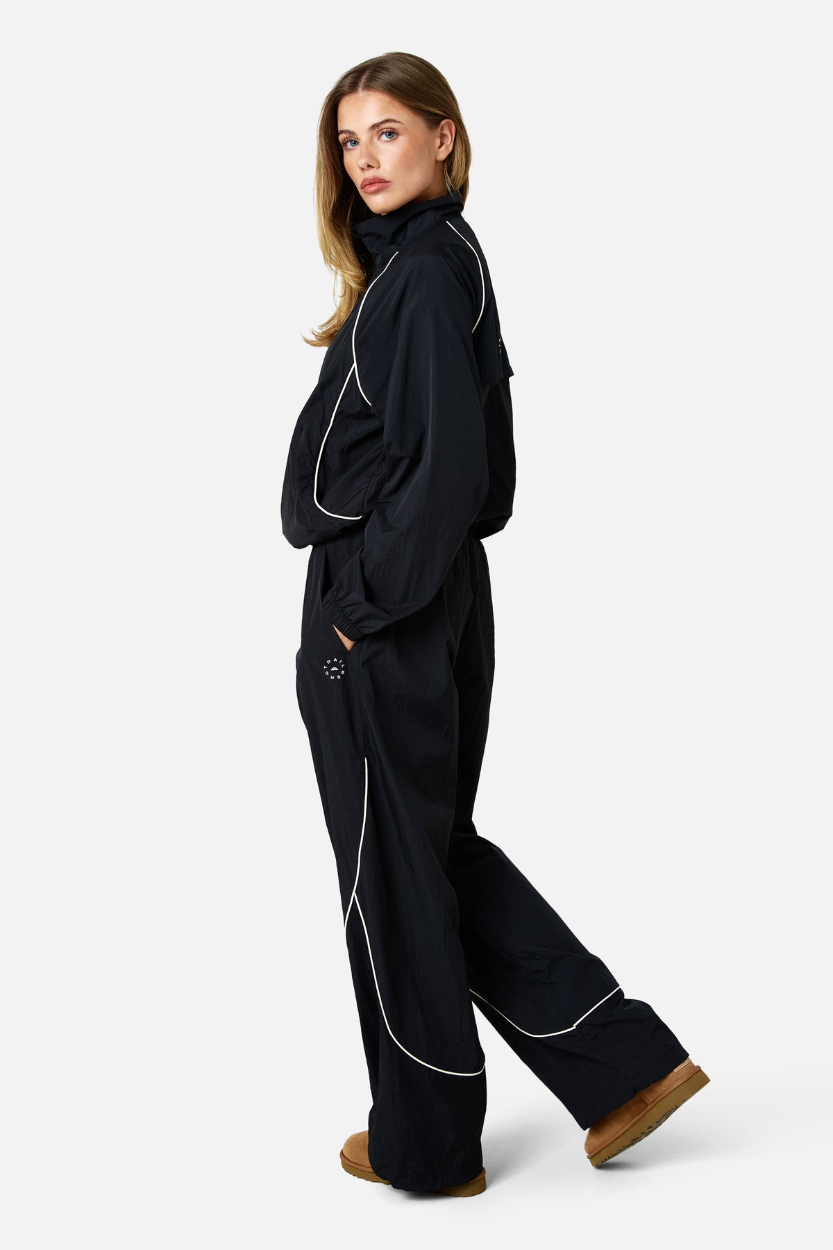 Womens Ignite 2.0 Woven Pant - Black/Candlelight White