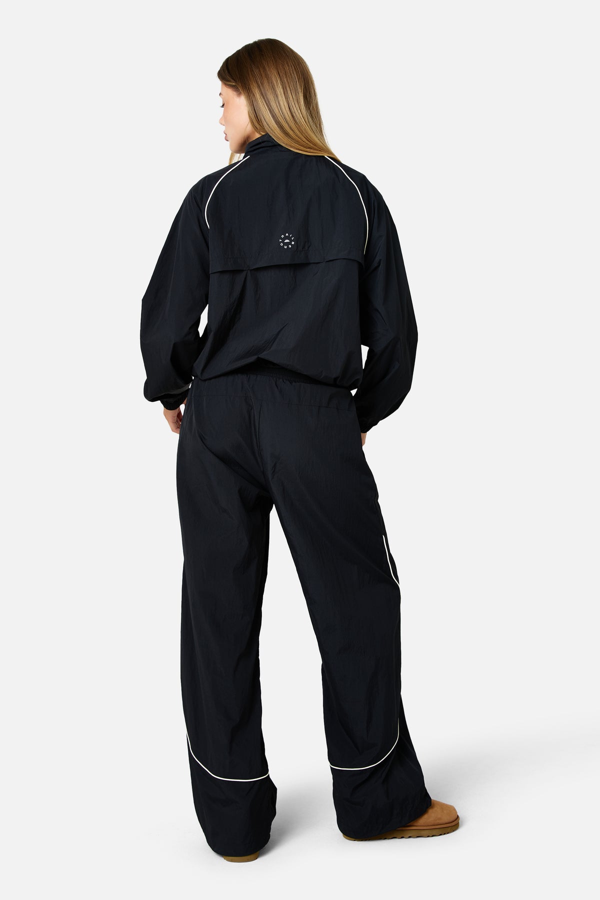 Womens Ignite 2.0 Woven Pant - Black/Candlelight White
