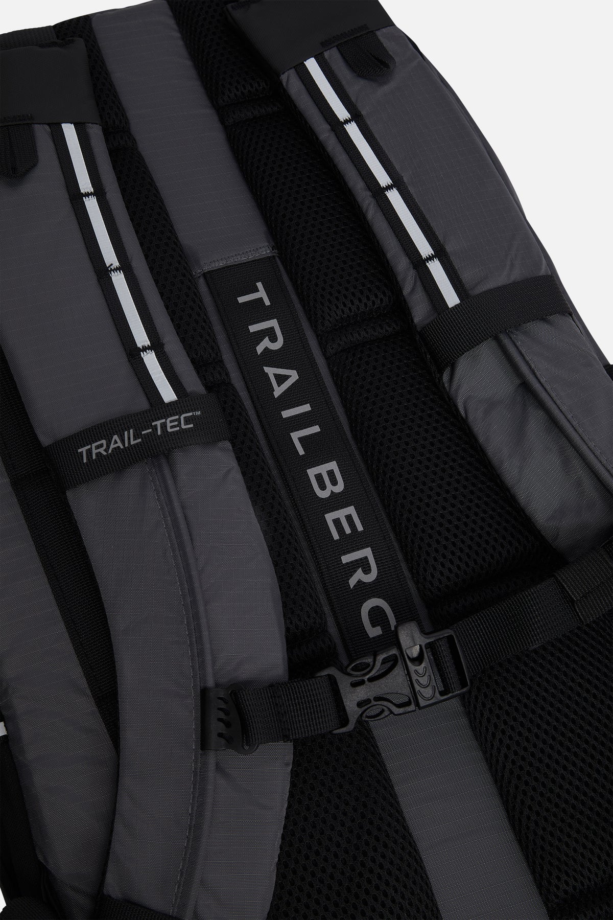 Valridge 28L Backpack - Black/Volcano Grey