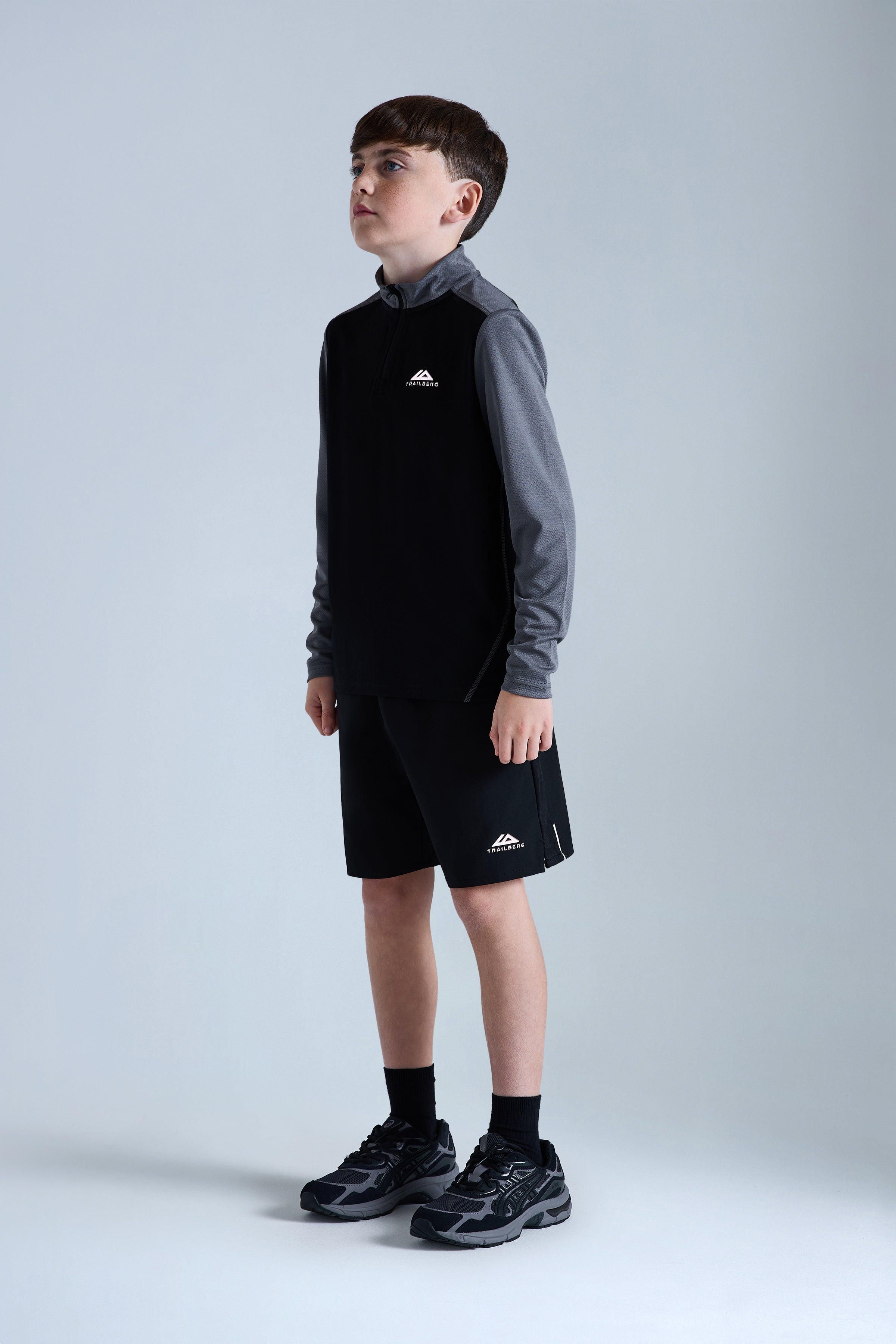 Boys Essentials Quarter Zip - Black/Urban Smoke