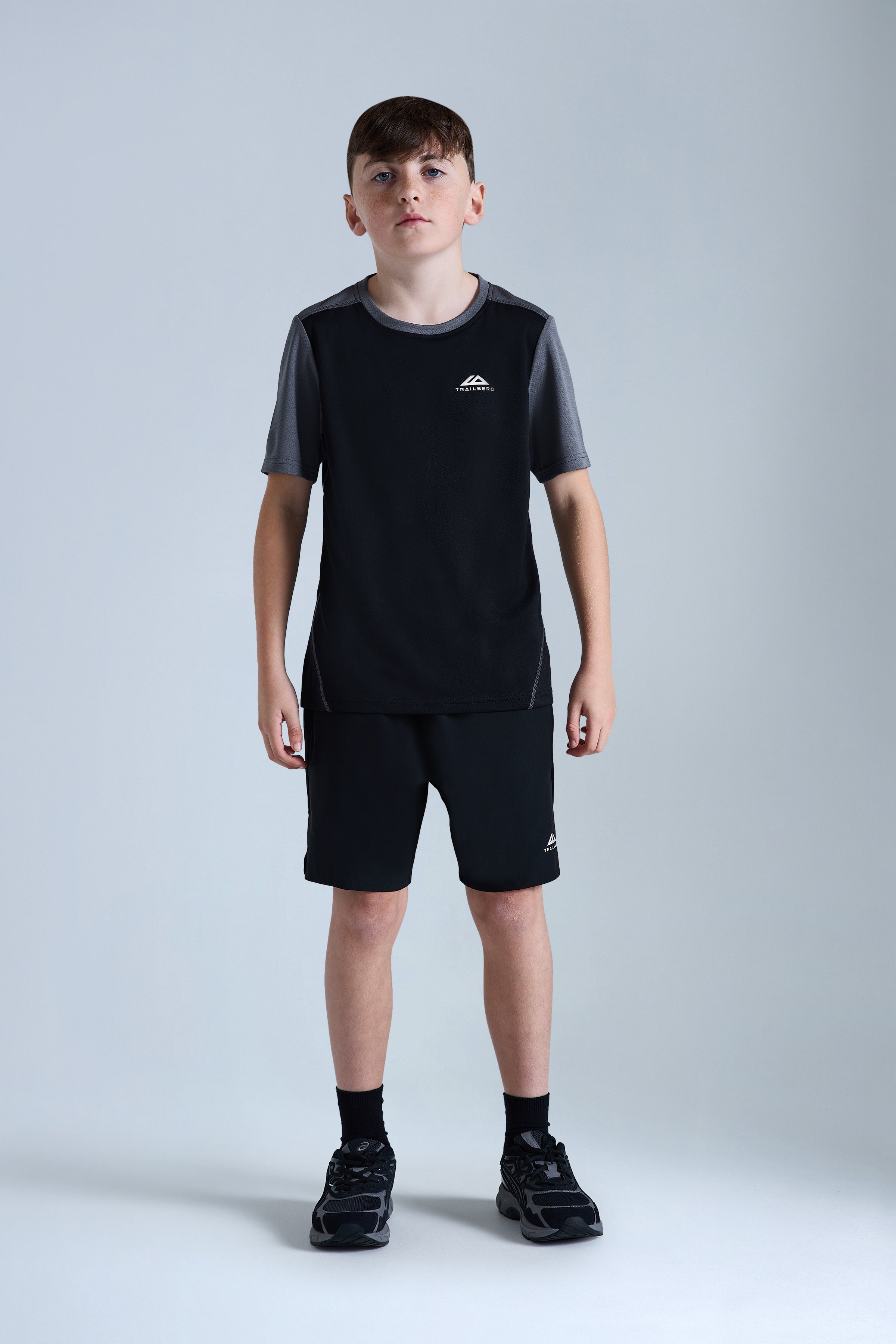 Boys Essentials Tee - Black/Urban Smoke