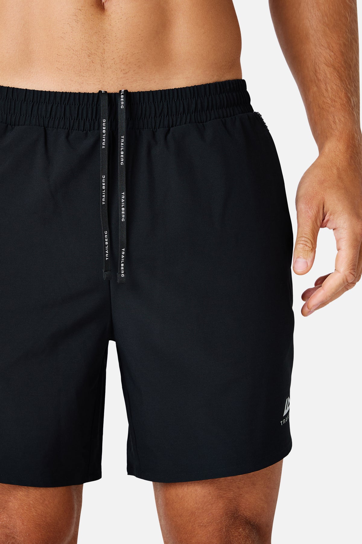 Equator Short - Black