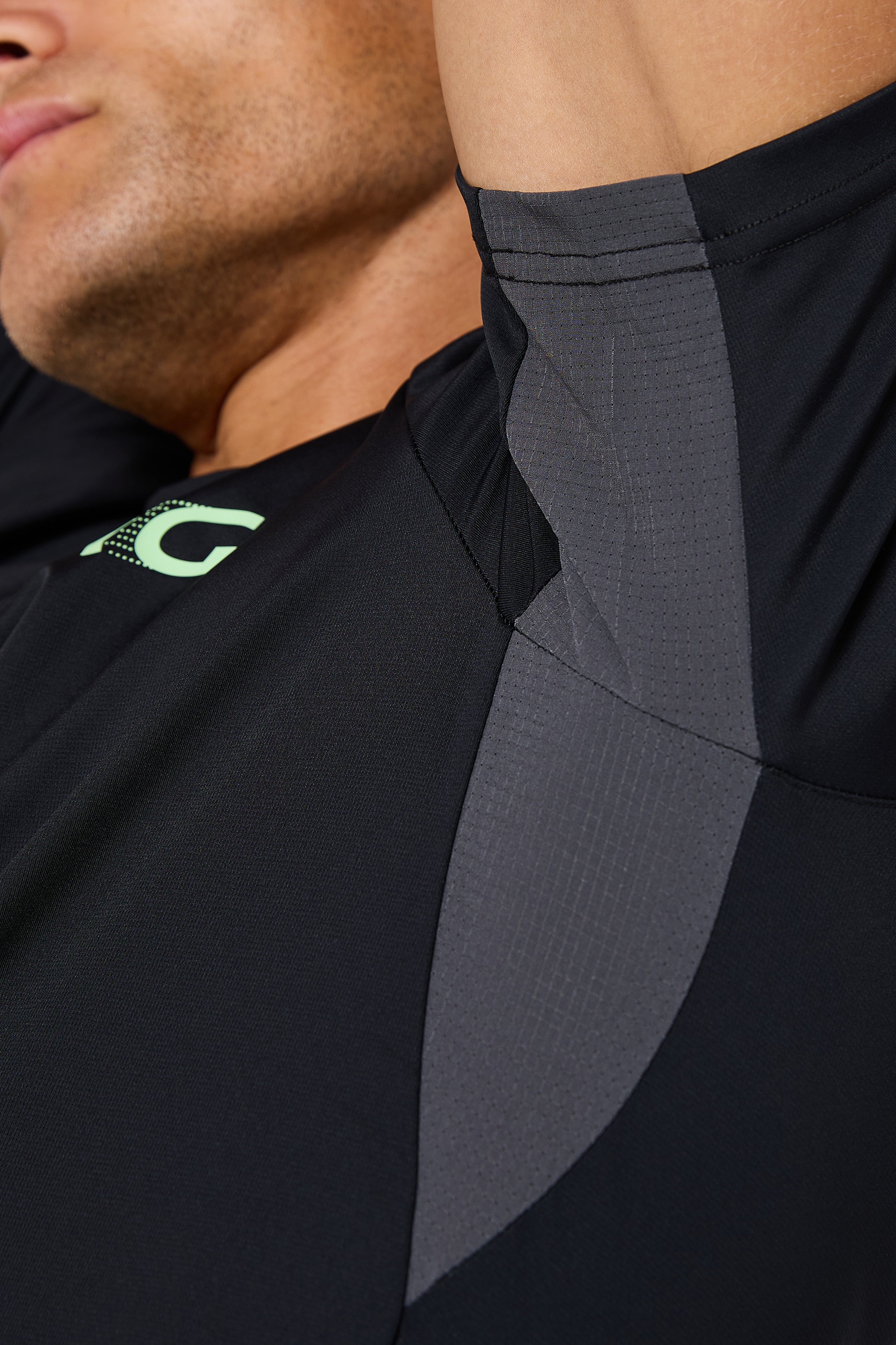 Pulsewave Essentials 2.0 Twinset - Black