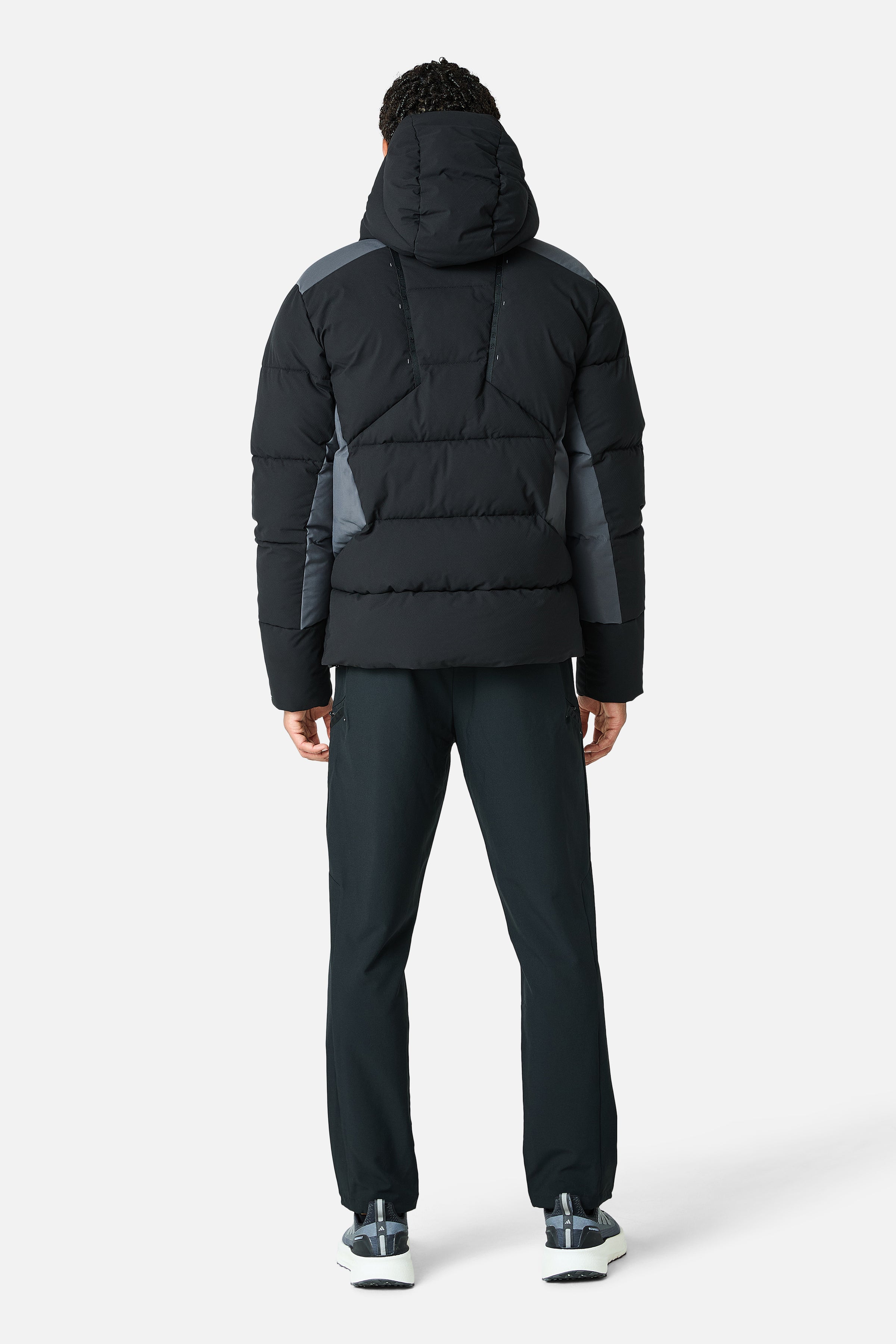 Triathlon Ultra Insulated Jacket - Black/Volcano Grey