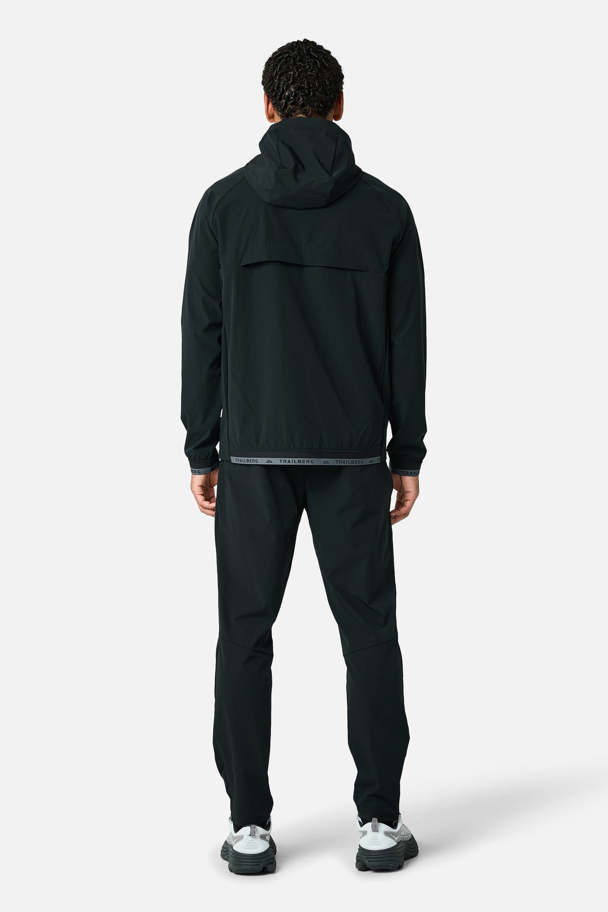 Outrider Tracksuit - Black/Graphite Grey
