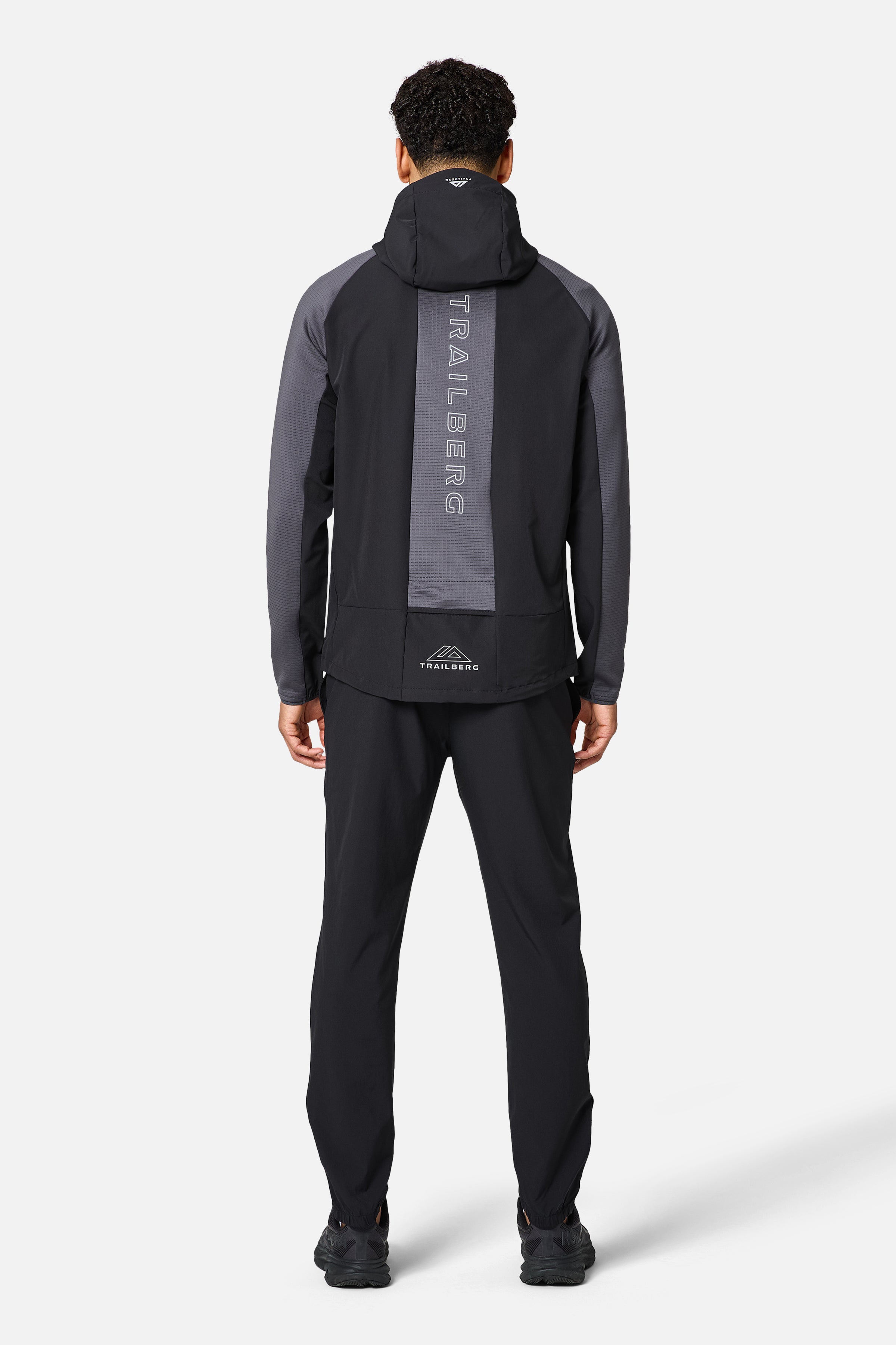 Rapid Dash Essentials Tracksuit - Black/Volcano Grey