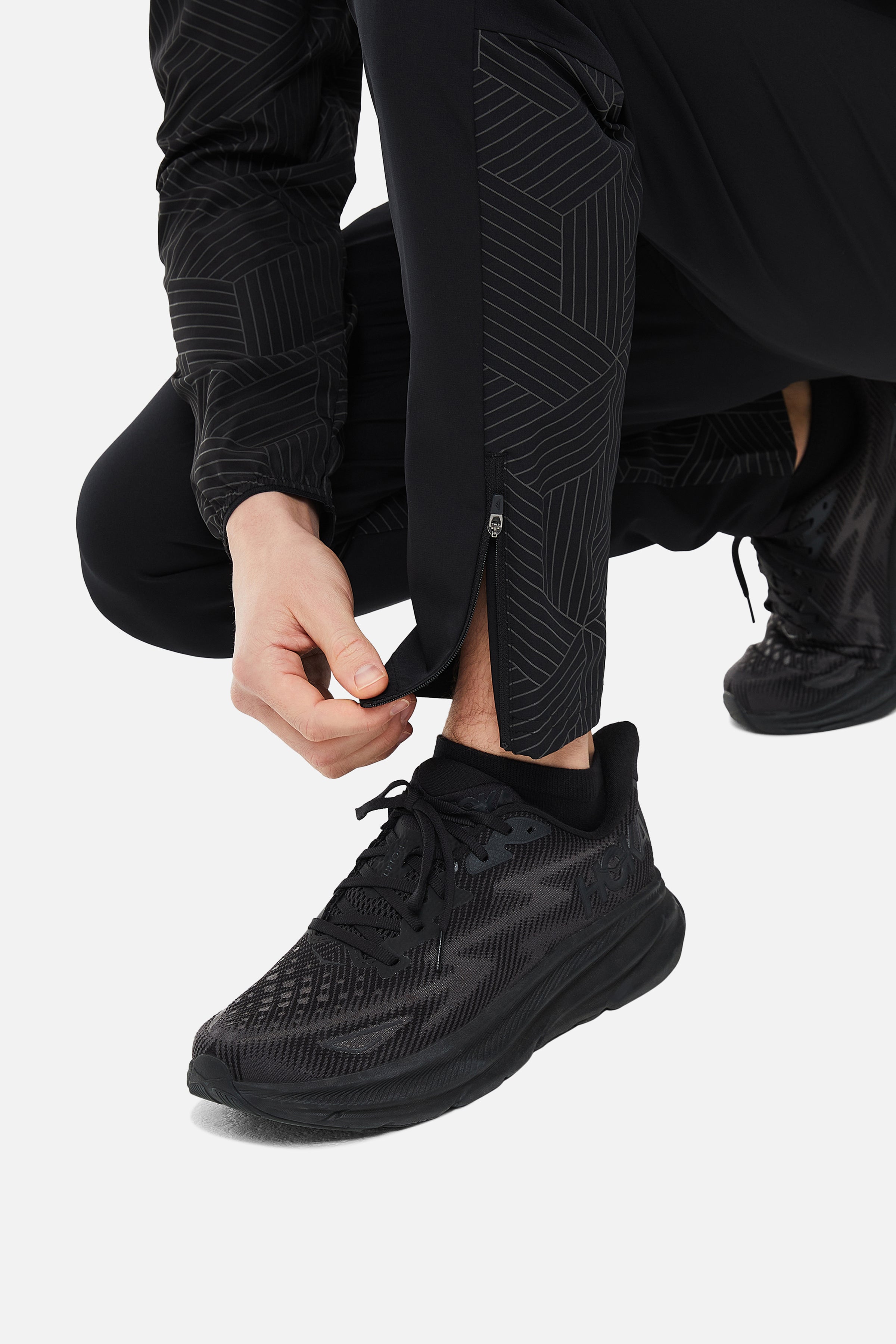 Axis Tracksuit - Black