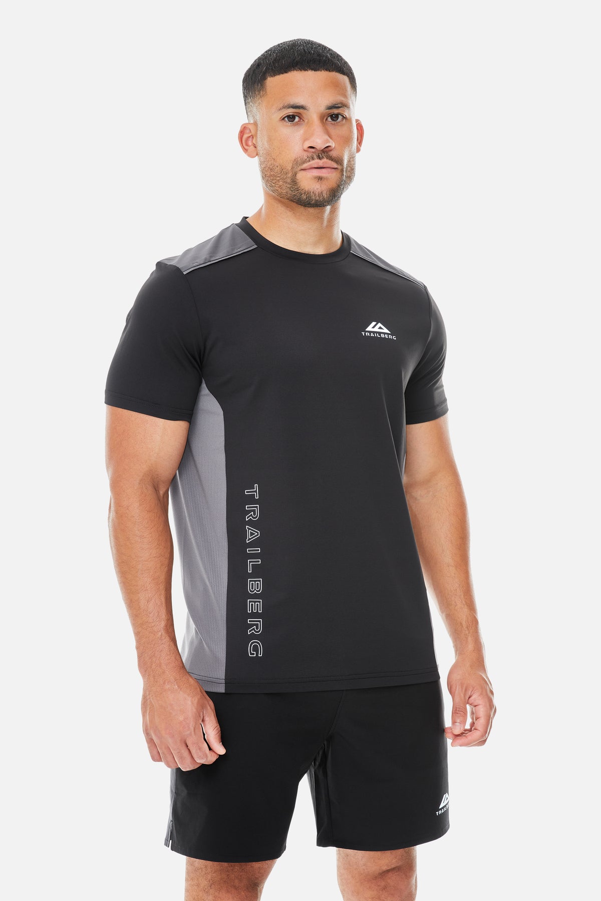 AW25 Triathlon Tee Black Volcano Grey Urban