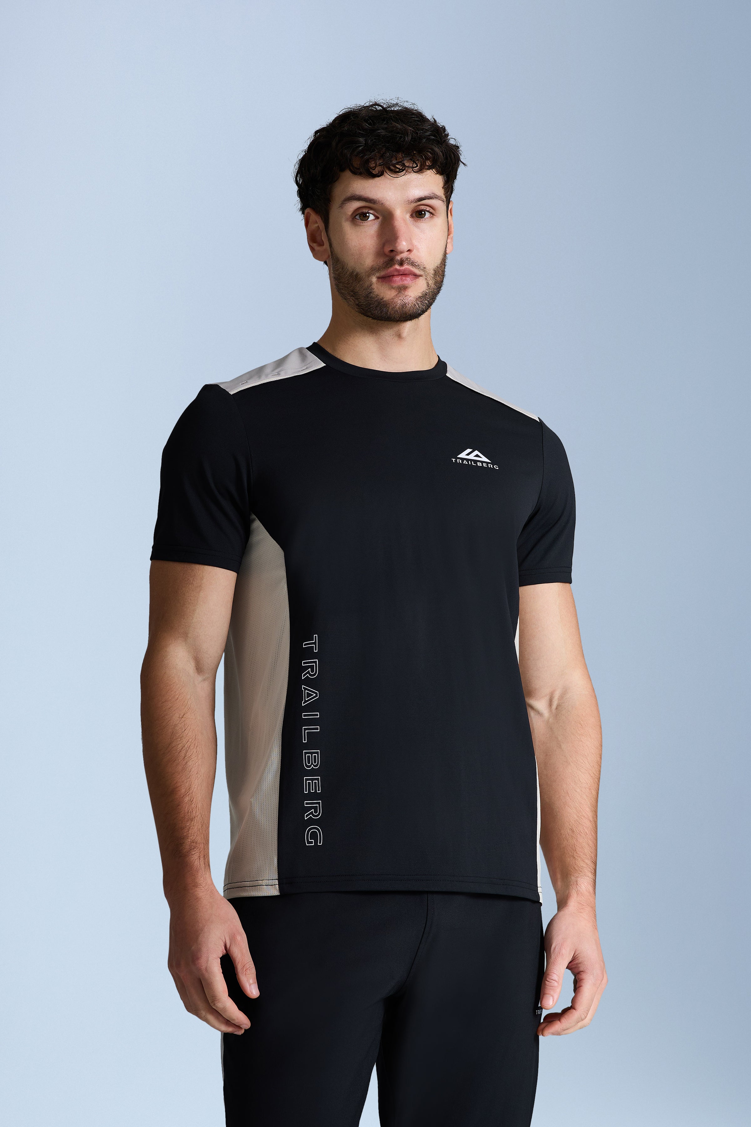 AW25 Triathlon Tee - Black/Pale Taupe/Fossil Brown