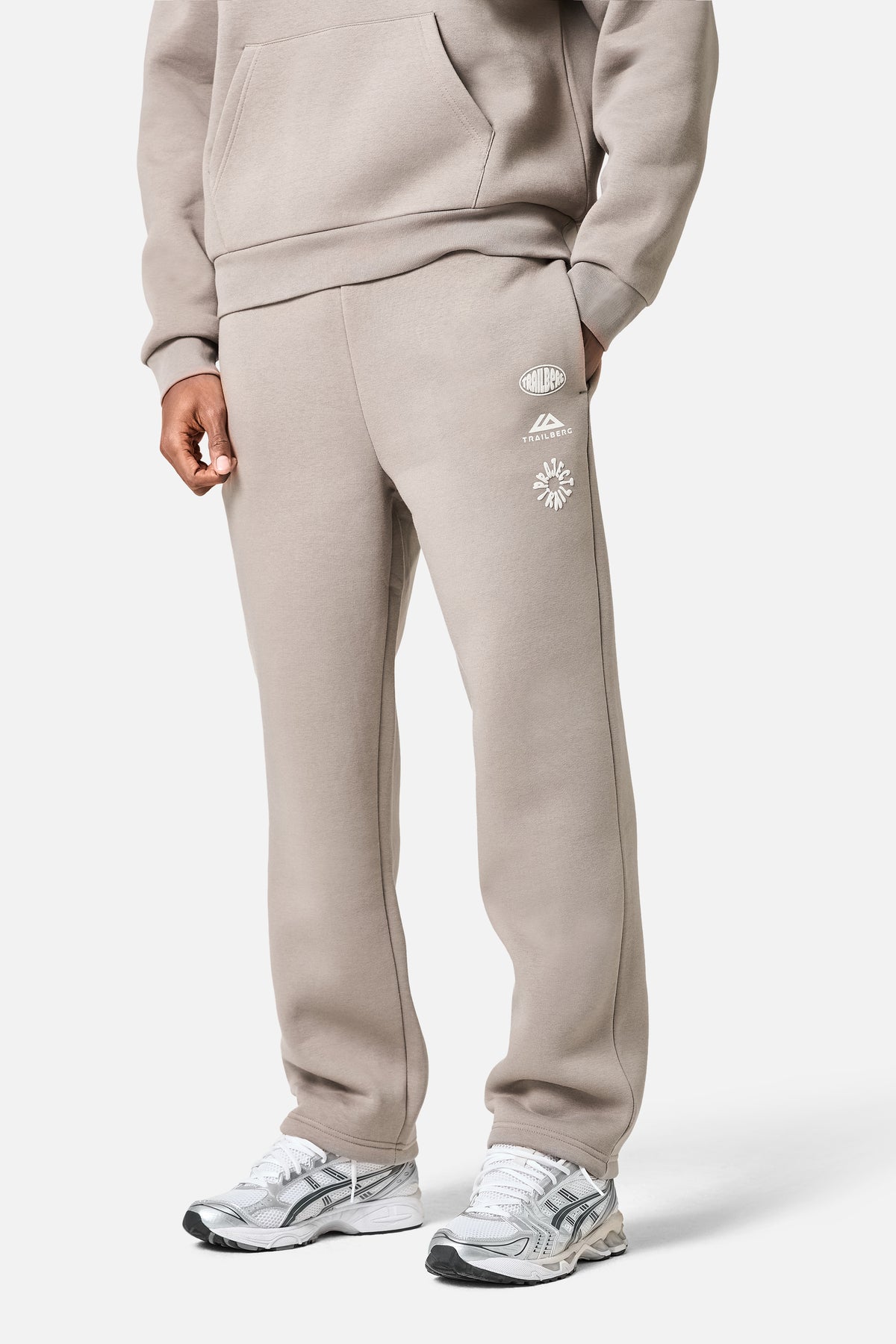 Vector Straight Leg Jogger Mocha