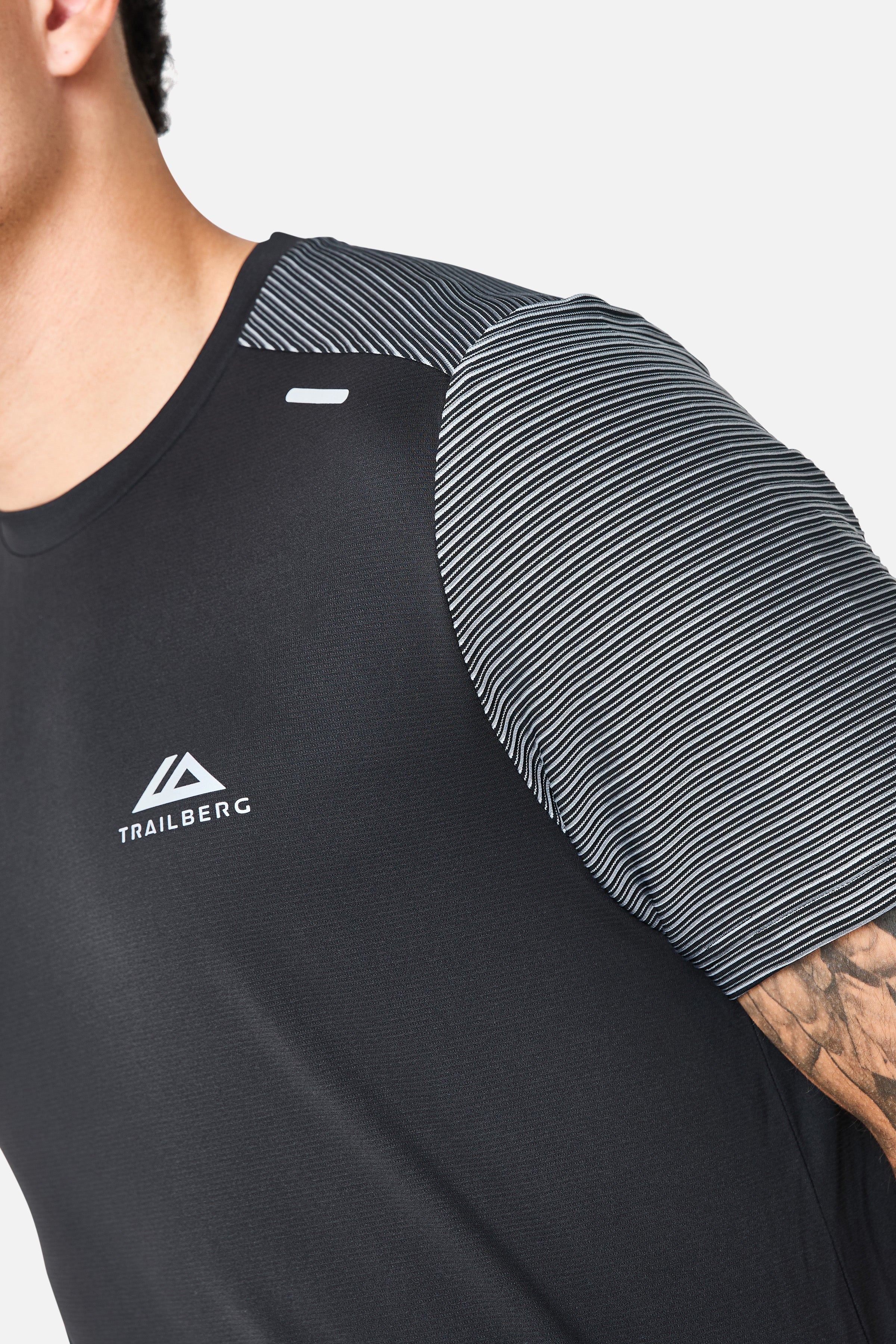 Equator Twinset - Black