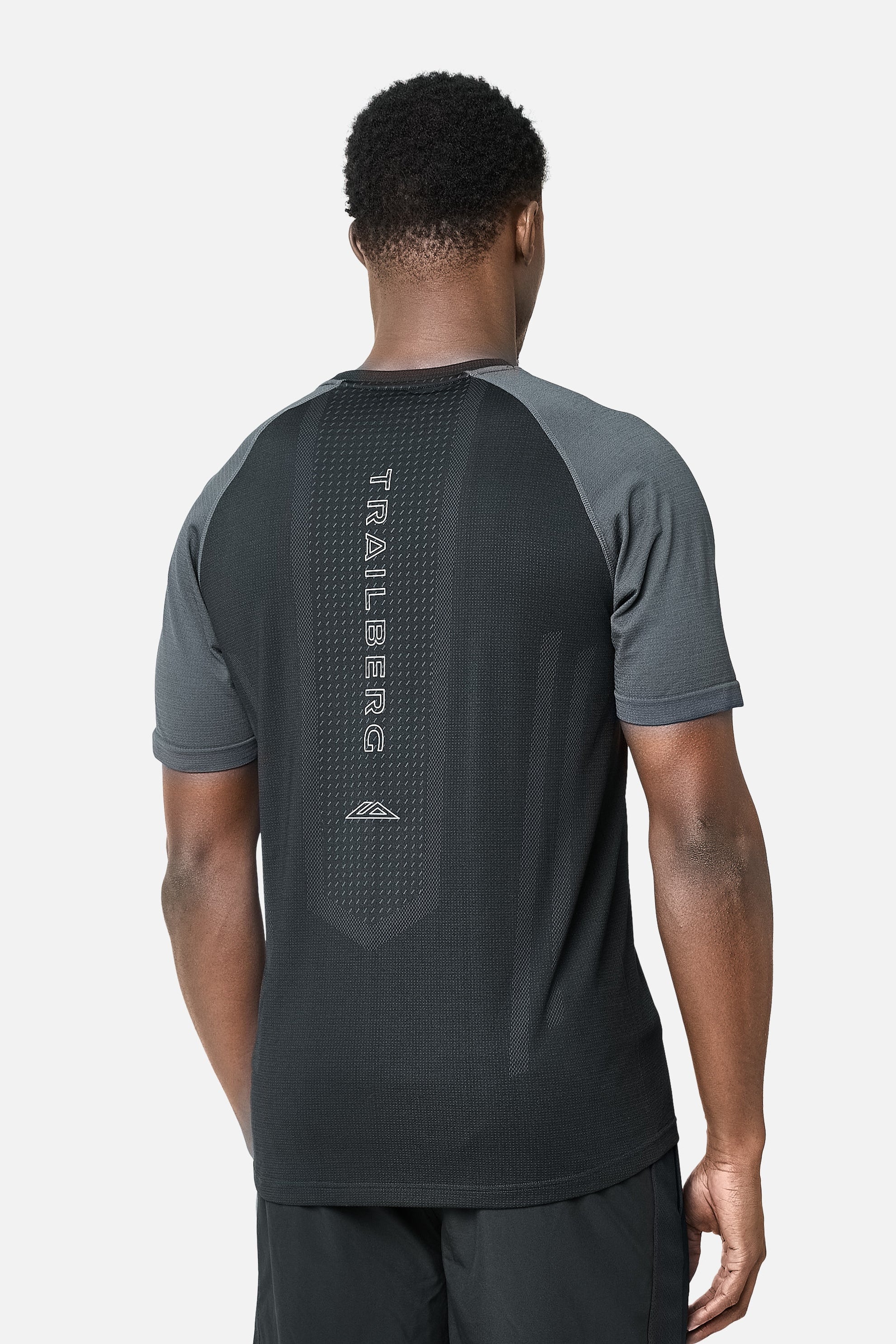 Rapid Dash Seamless Tee - Black/Volcano Grey