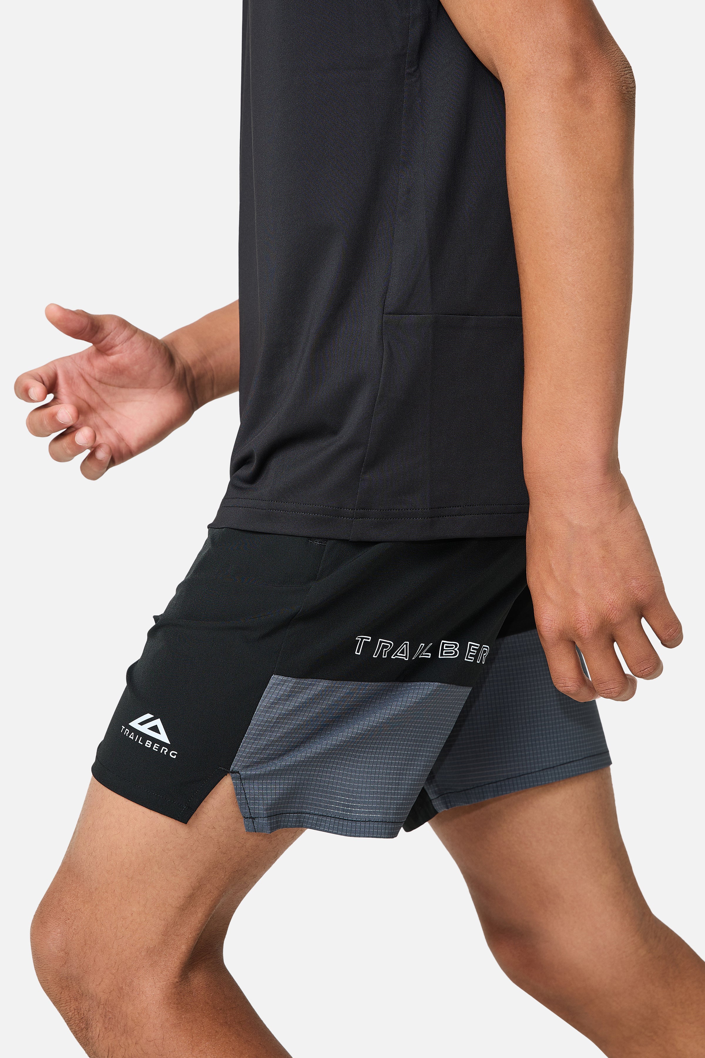 Boys Rapid Grid Short - Black/Graphite Grey
