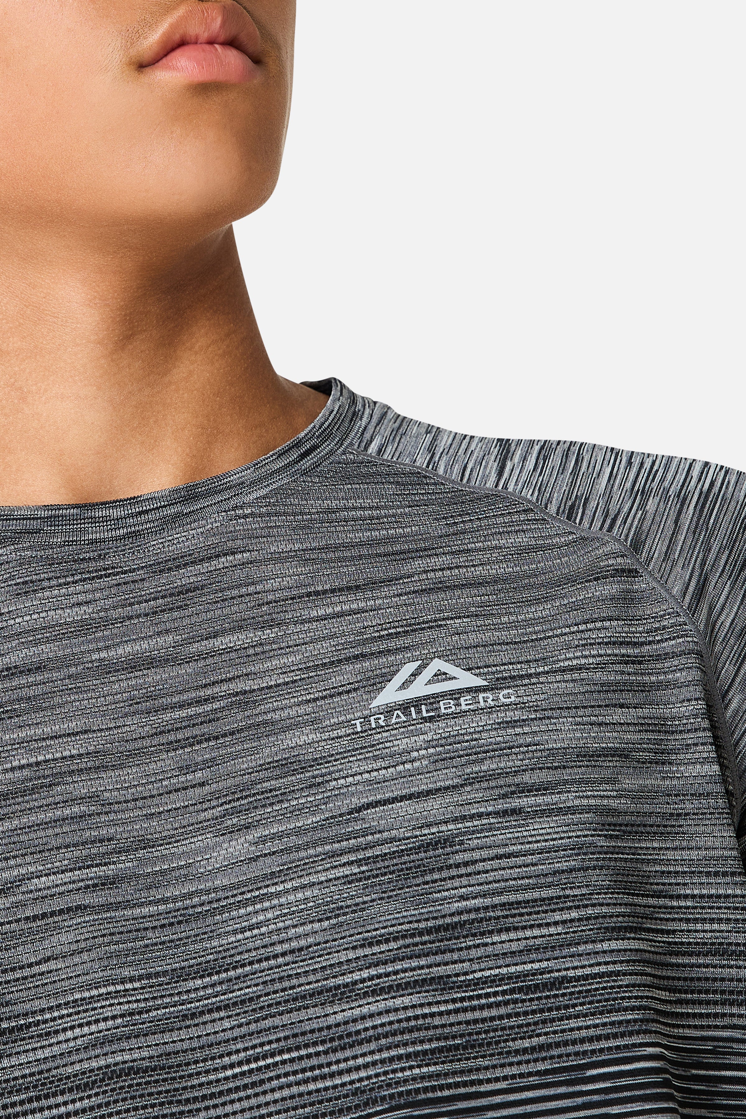 Boys Aero Seamless Essentials Twinset - Black/Graphite Grey