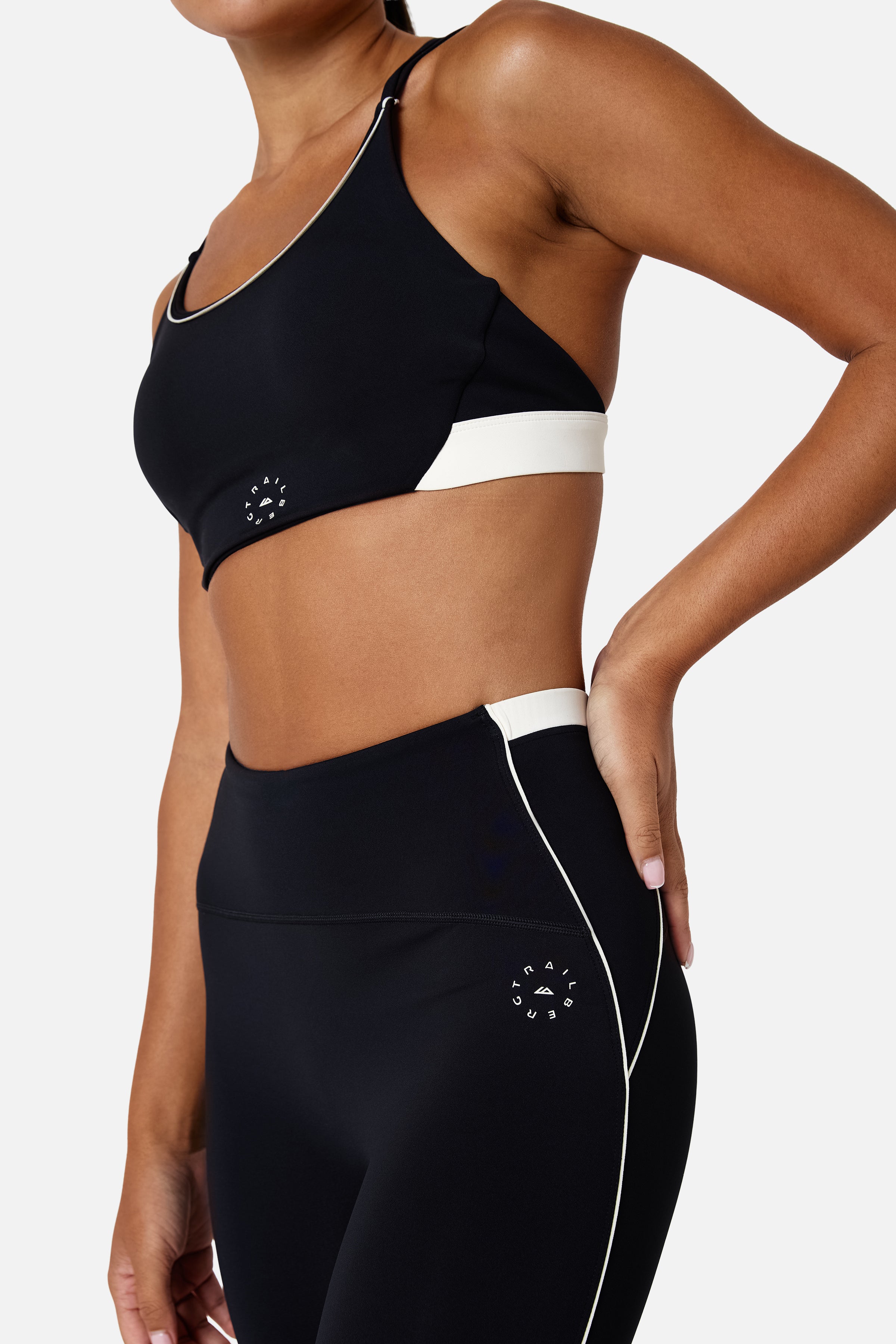 Womens Ignite Sports Bra - Black/Candlelight White