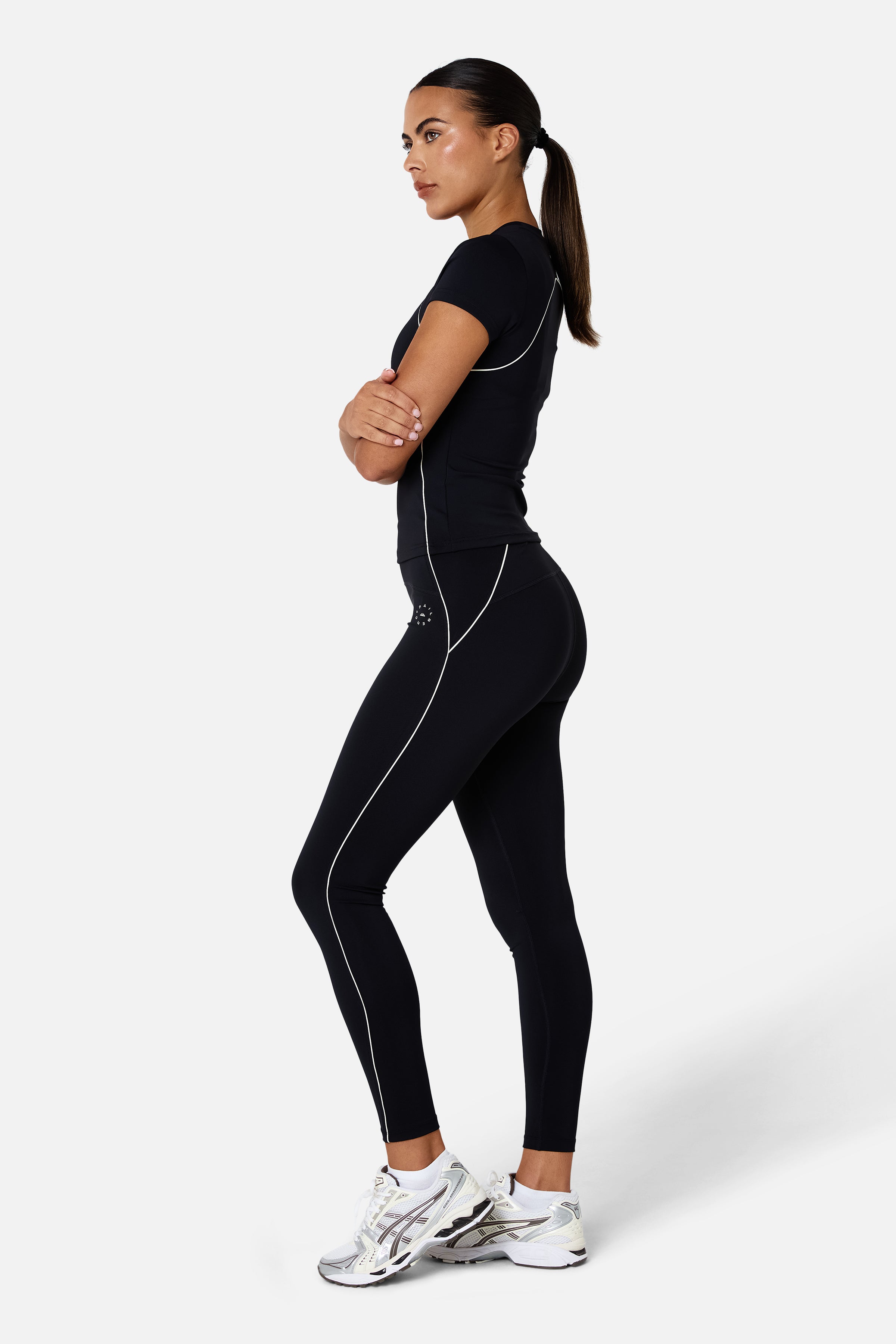 Womens Ignite Tee - Black/Candlelight White