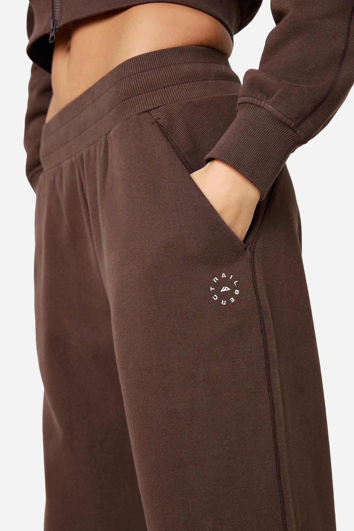 Womens Sculpt Fleece Jogger - Bitter Chocolate