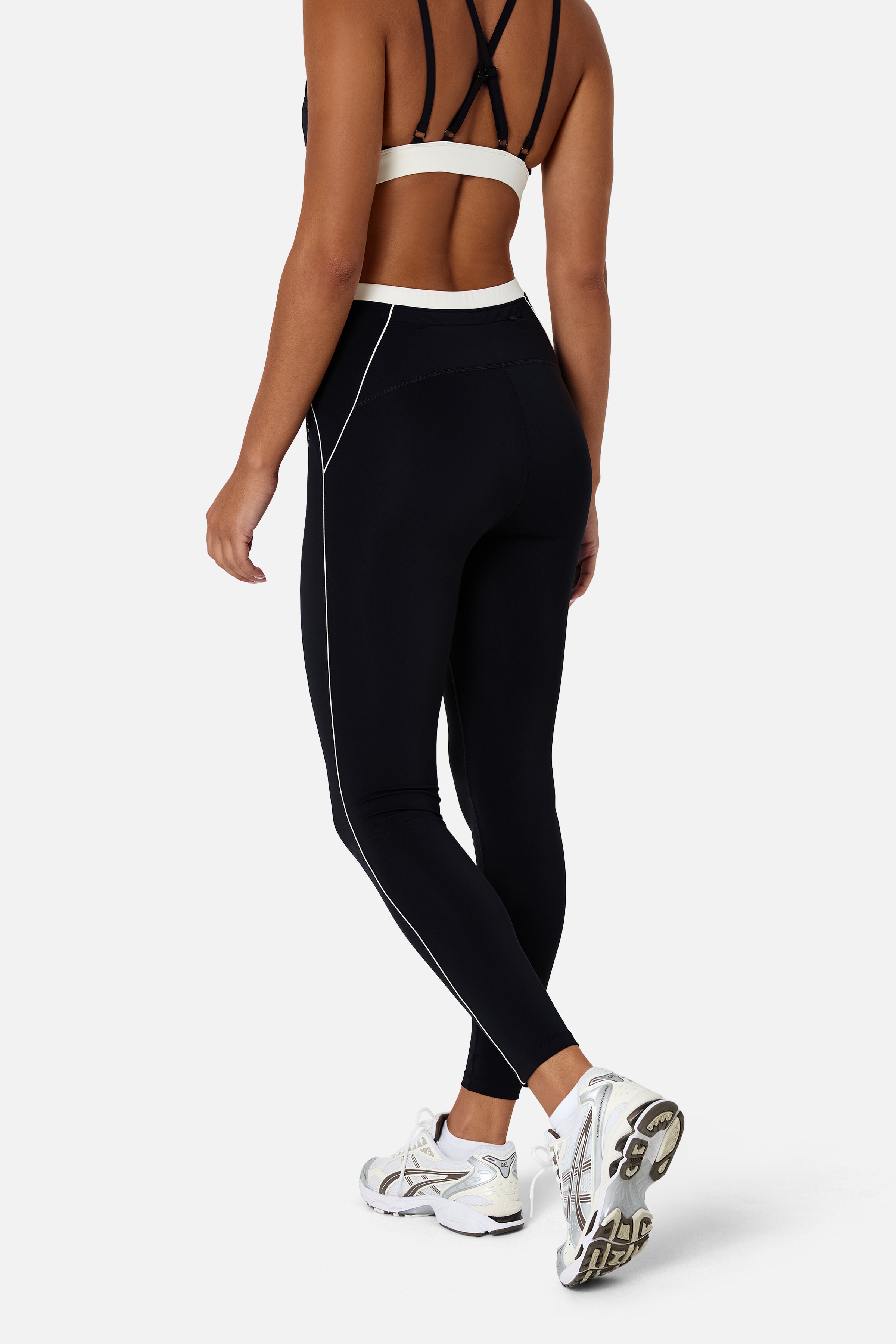 Womens Ignite Legging - Black/Candlelight White