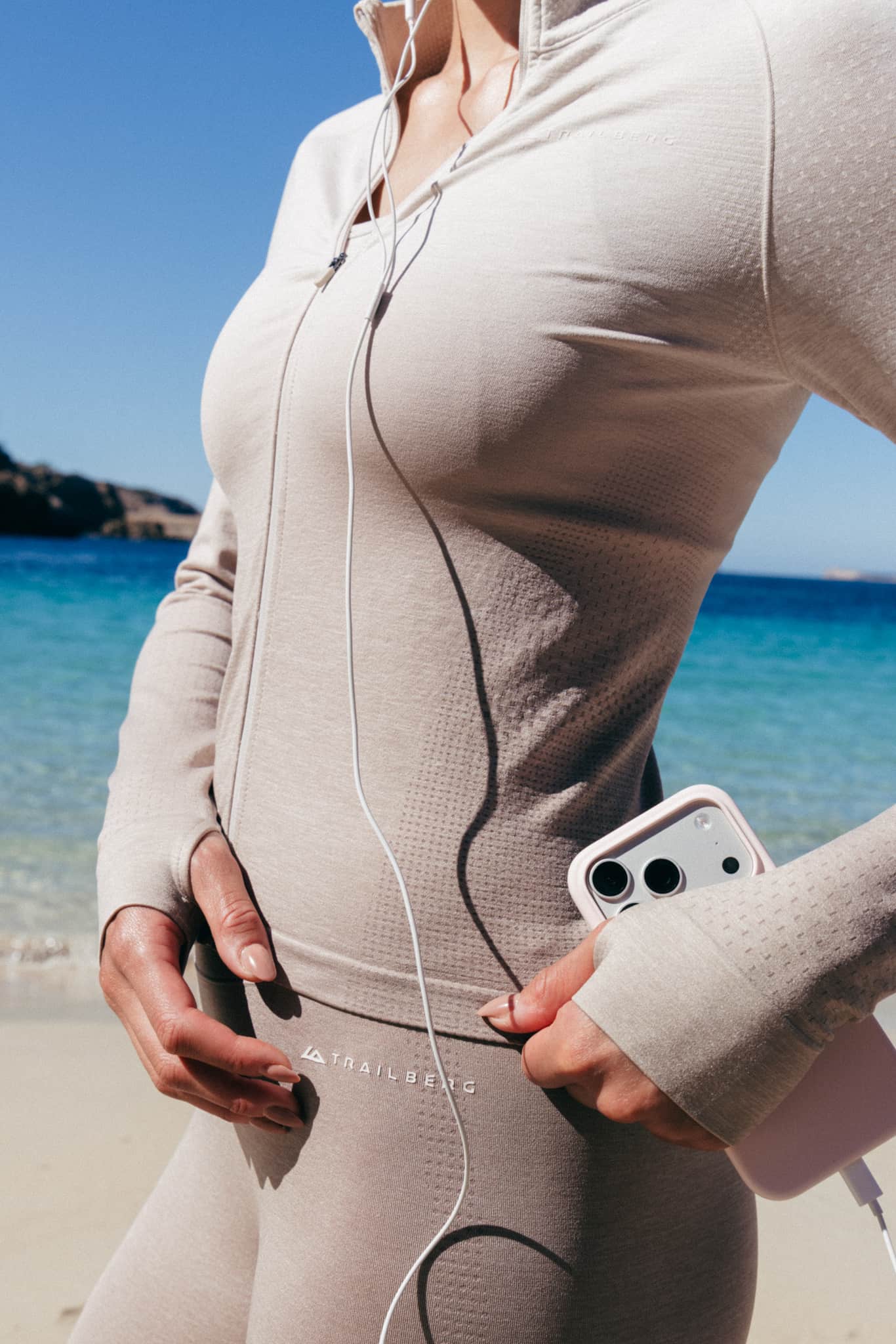 Womens Evocurve Seamless Track Jacket - Pebble Stone / Pale Taupe / Frosted Ridge